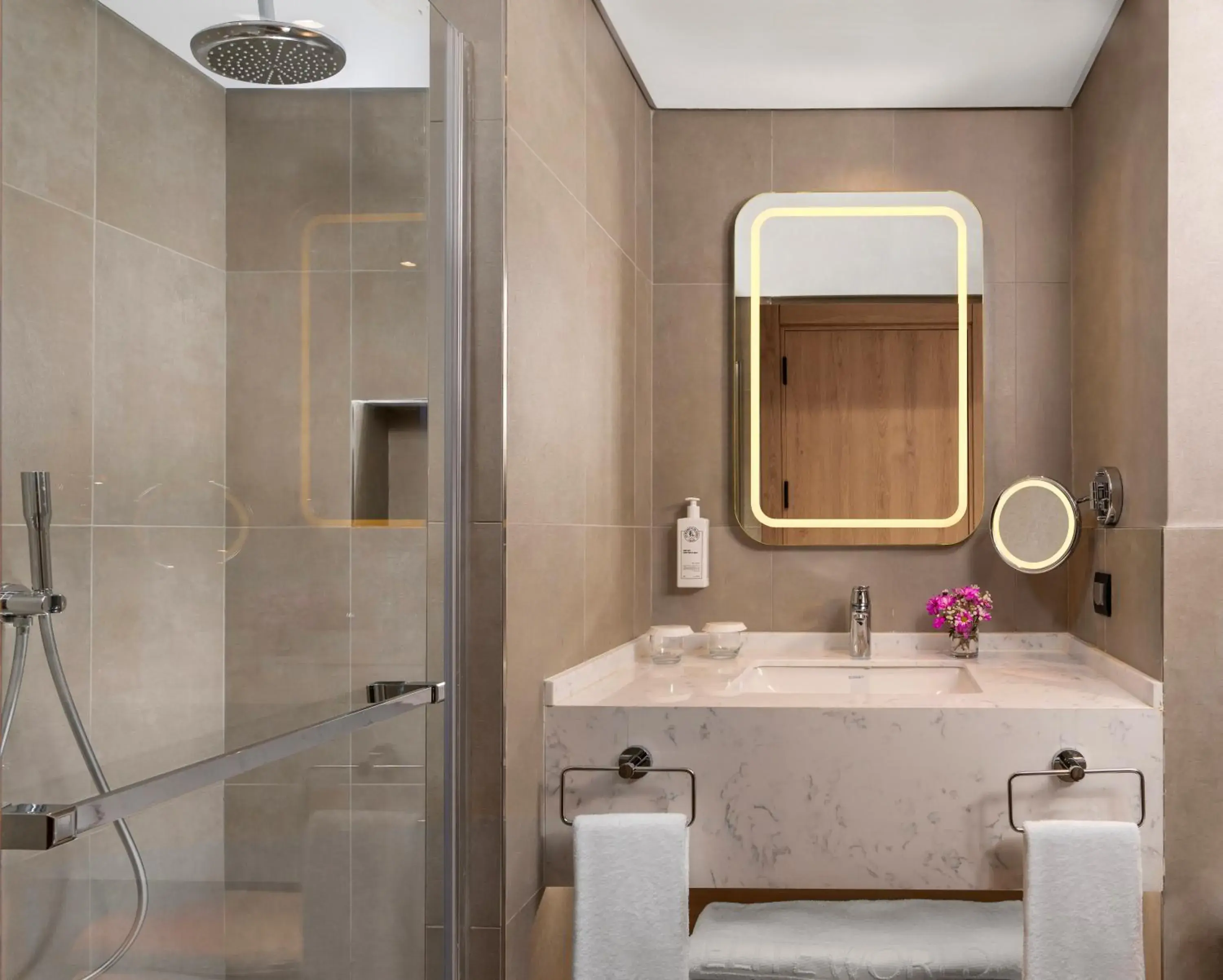 Deluxe Room with Queen Size Bed, Sea View in Elite World Kuşadası Deluxe Room with Queen Size Bed, Sea View in Elite World Kuşadası