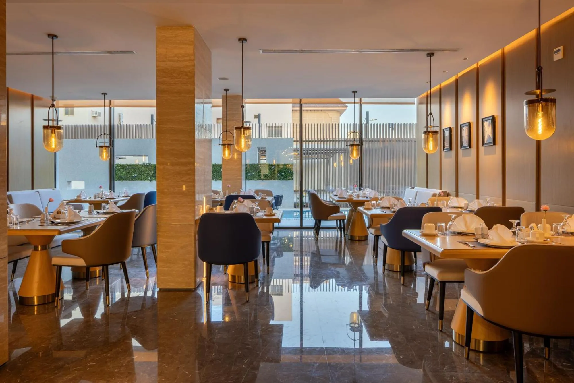 Restaurant/places to eat in Boudl Al Rawdah بودل الروضه