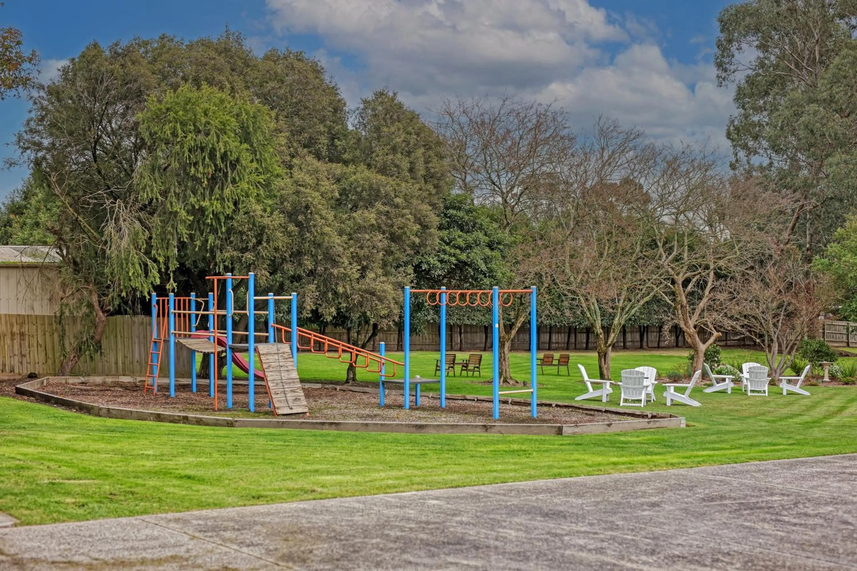 Children play ground in Healesville Motor Inn
