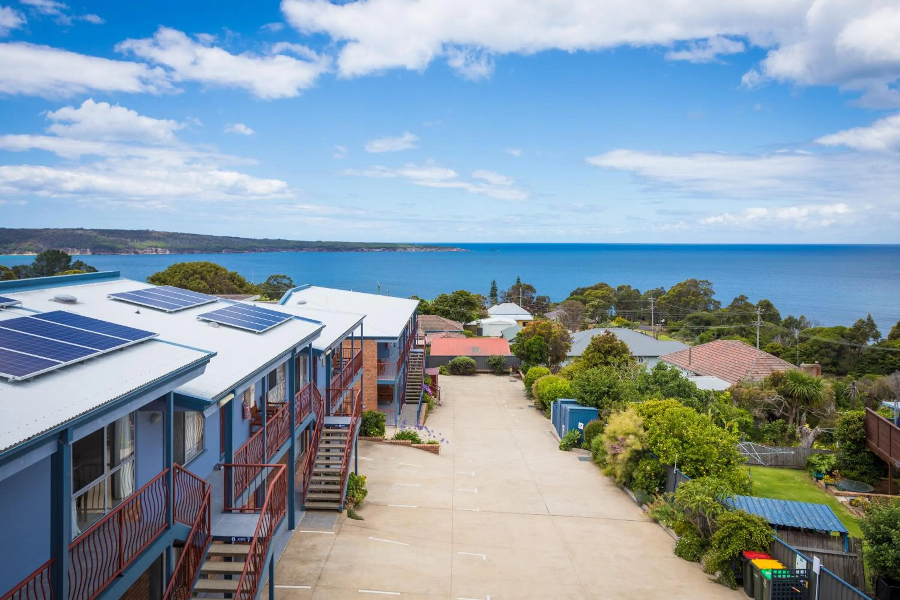 Heritage House Motel & Units