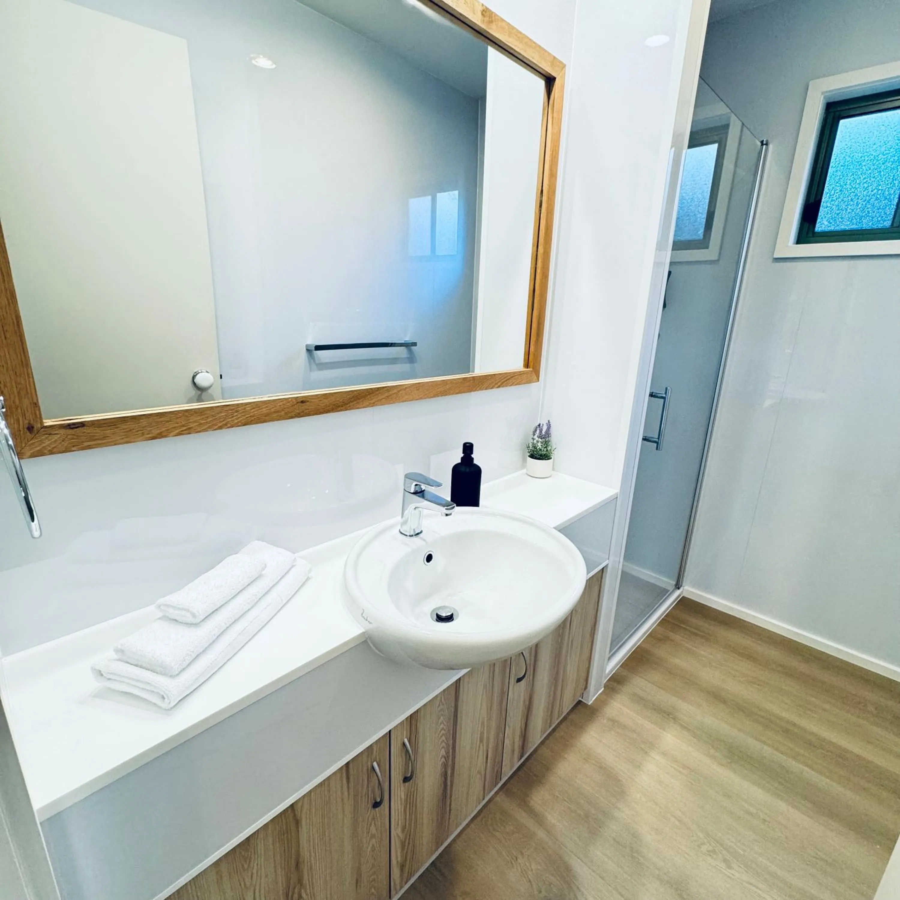 Bathroom in BIG4 Tasman Holiday Parks - Bright