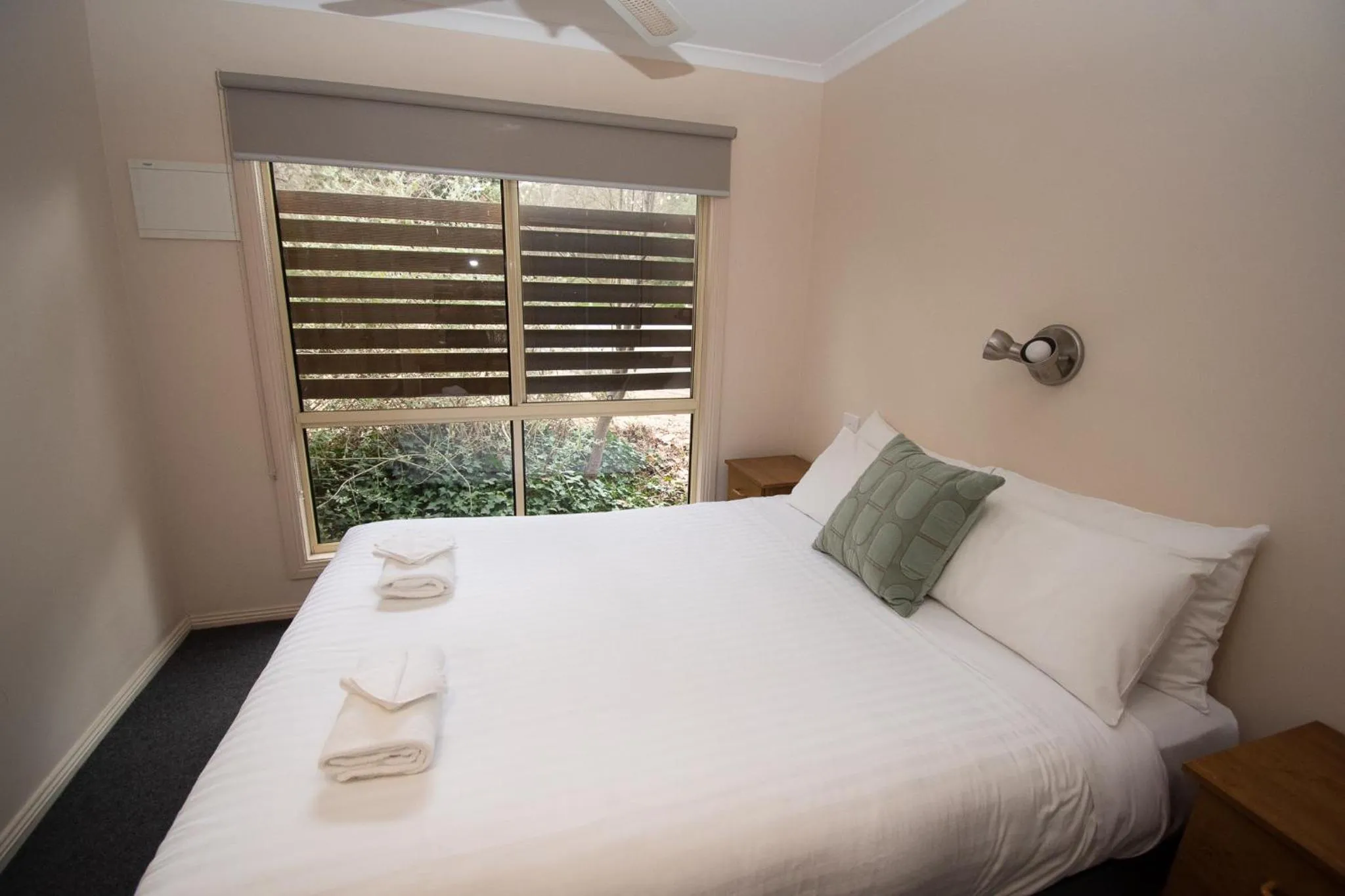 Bedroom, Bed in BIG4 Tasman Holiday Parks - Bright
