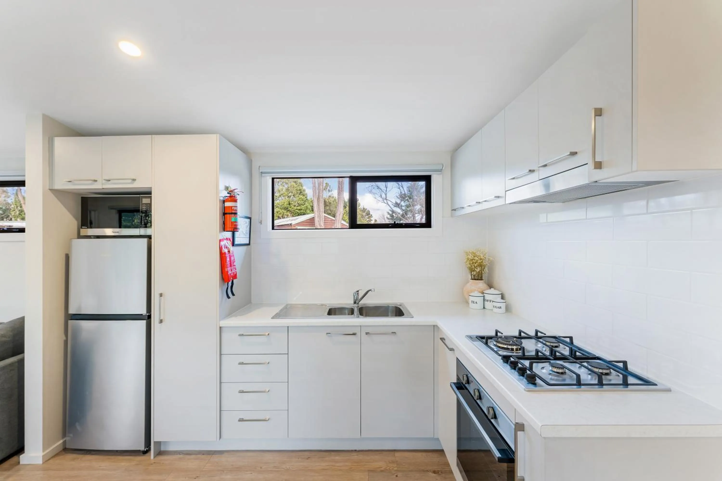 Kitchen or kitchenette in BIG4 Tasman Holiday Parks - Bright