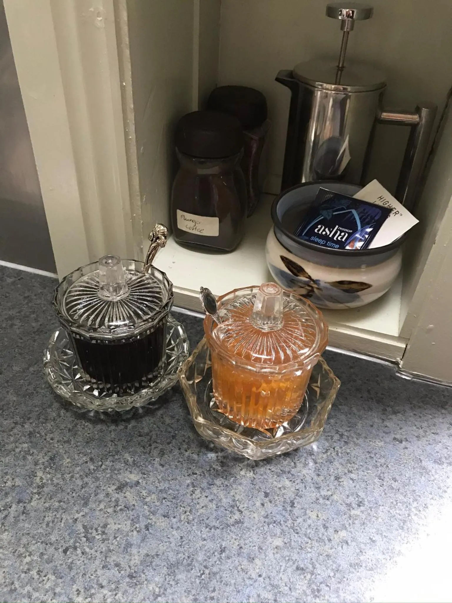 Coffee/tea facilities in Werndee