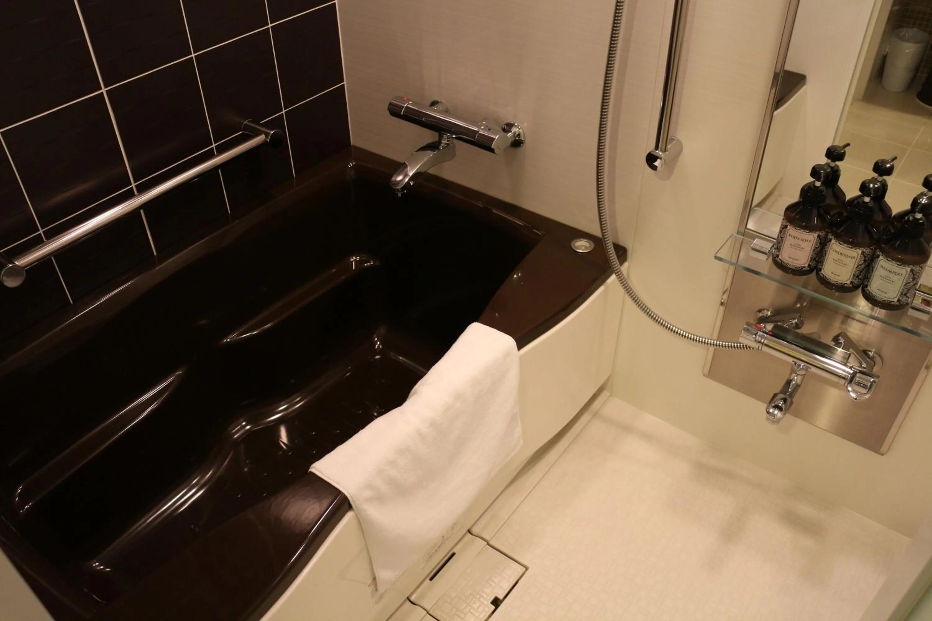 Bathroom in Hotel Sunplaza Osaka Sakai Annex