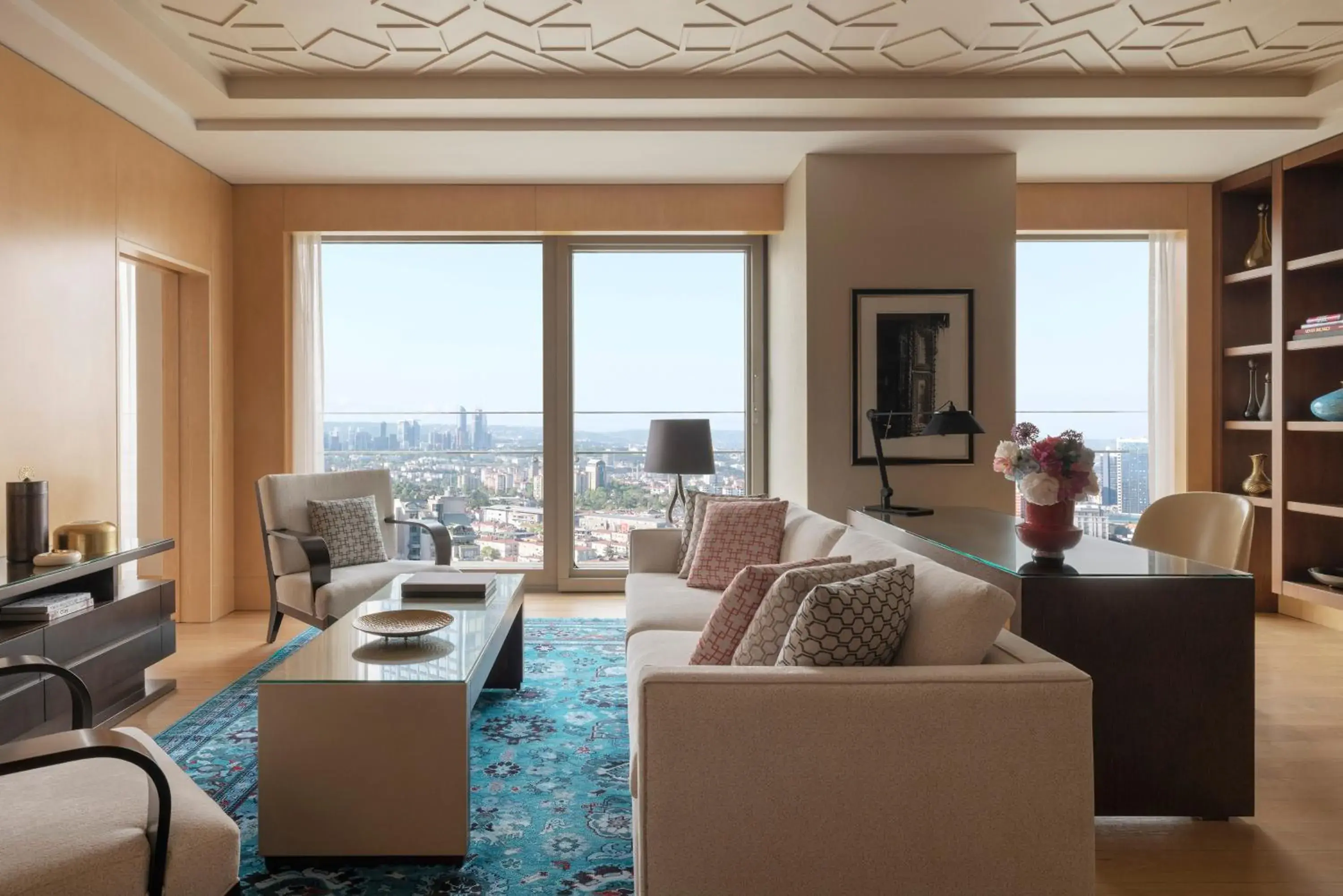 One-Bedroom Suite with City View in Raffles Istanbul One-Bedroom Suite with City View in Raffles Istanbul