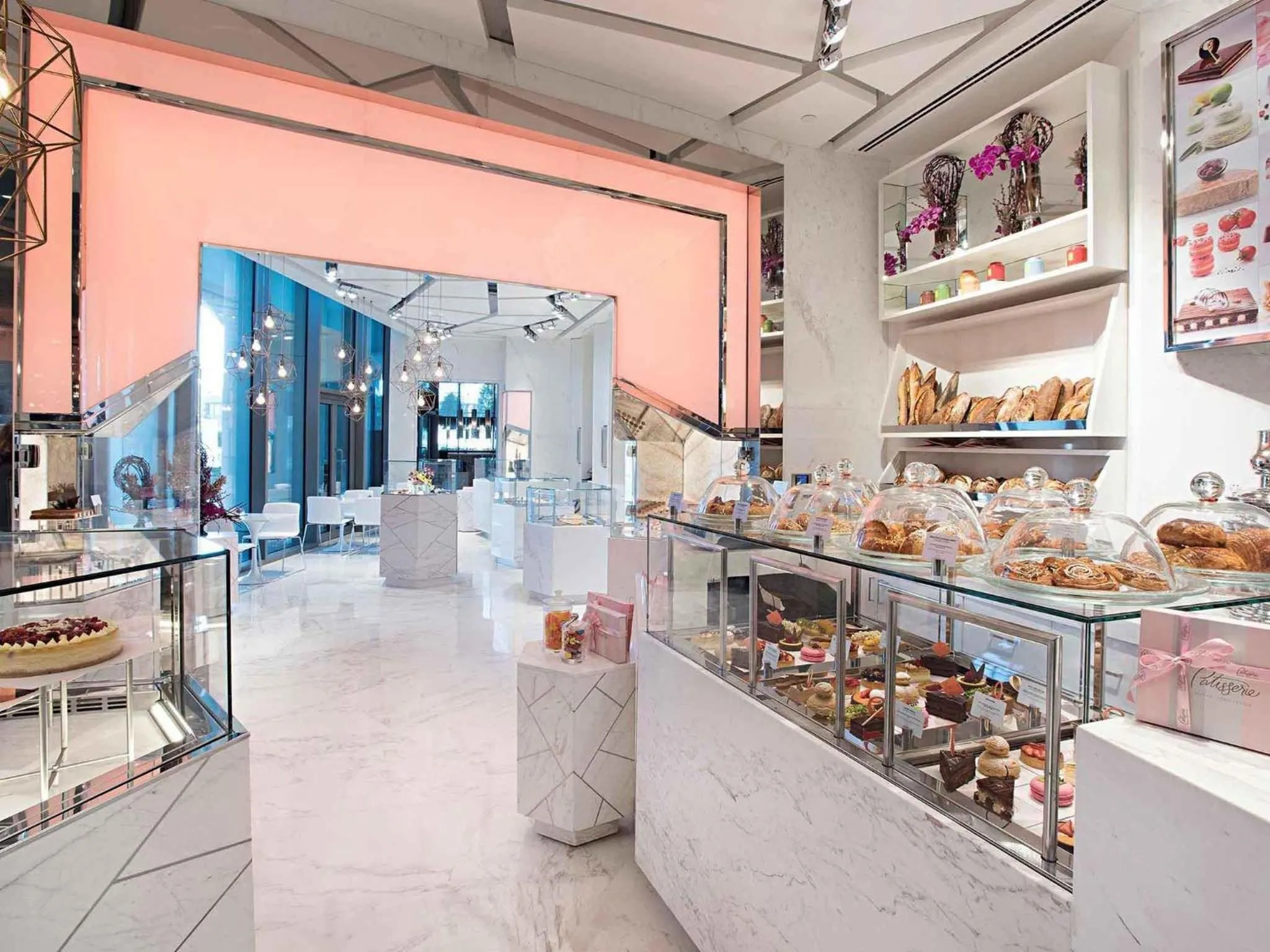 Restaurant/places to eat in Raffles Istanbul