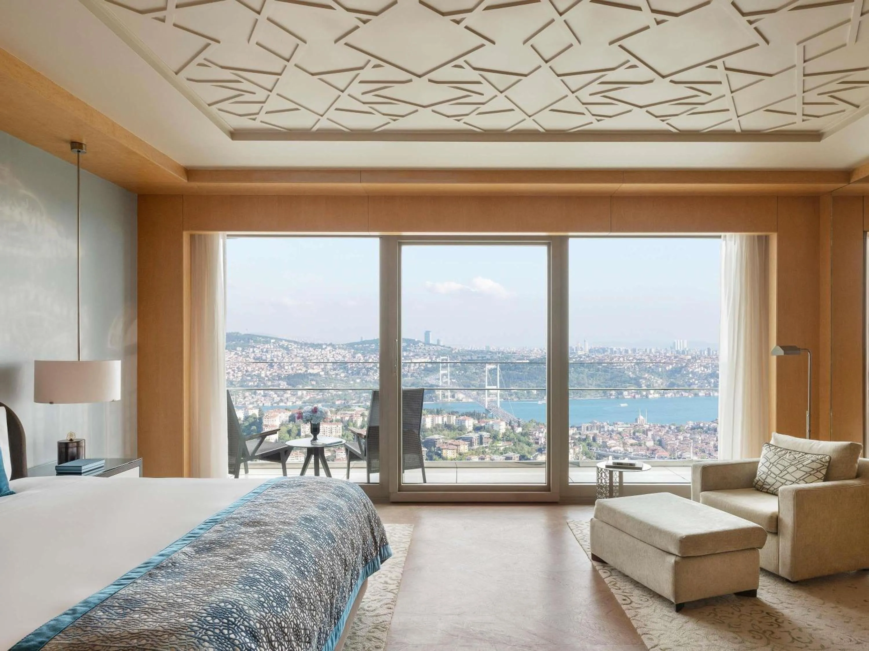 Bedroom in Raffles Istanbul