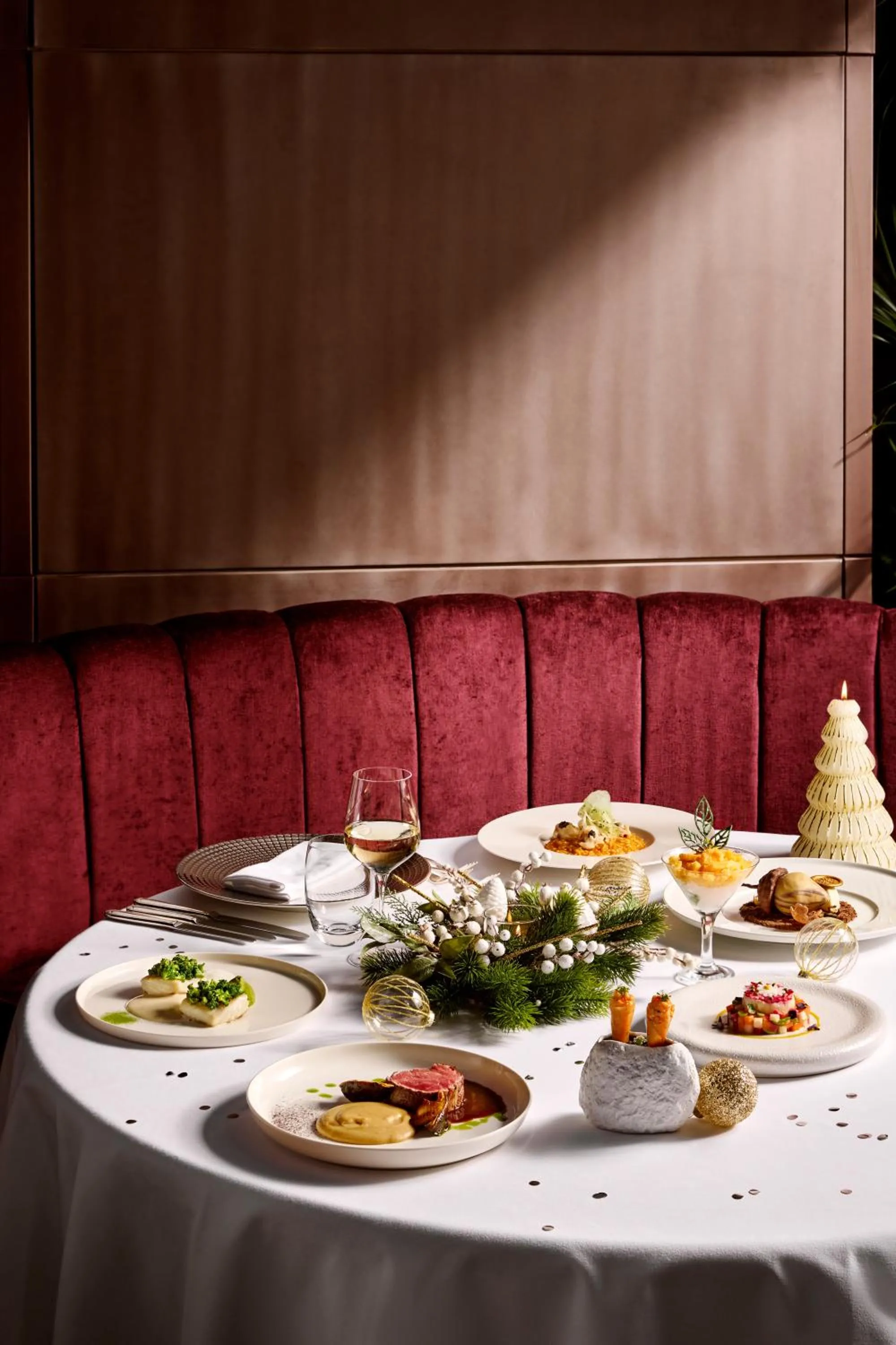 Restaurant/places to eat in Raffles Istanbul