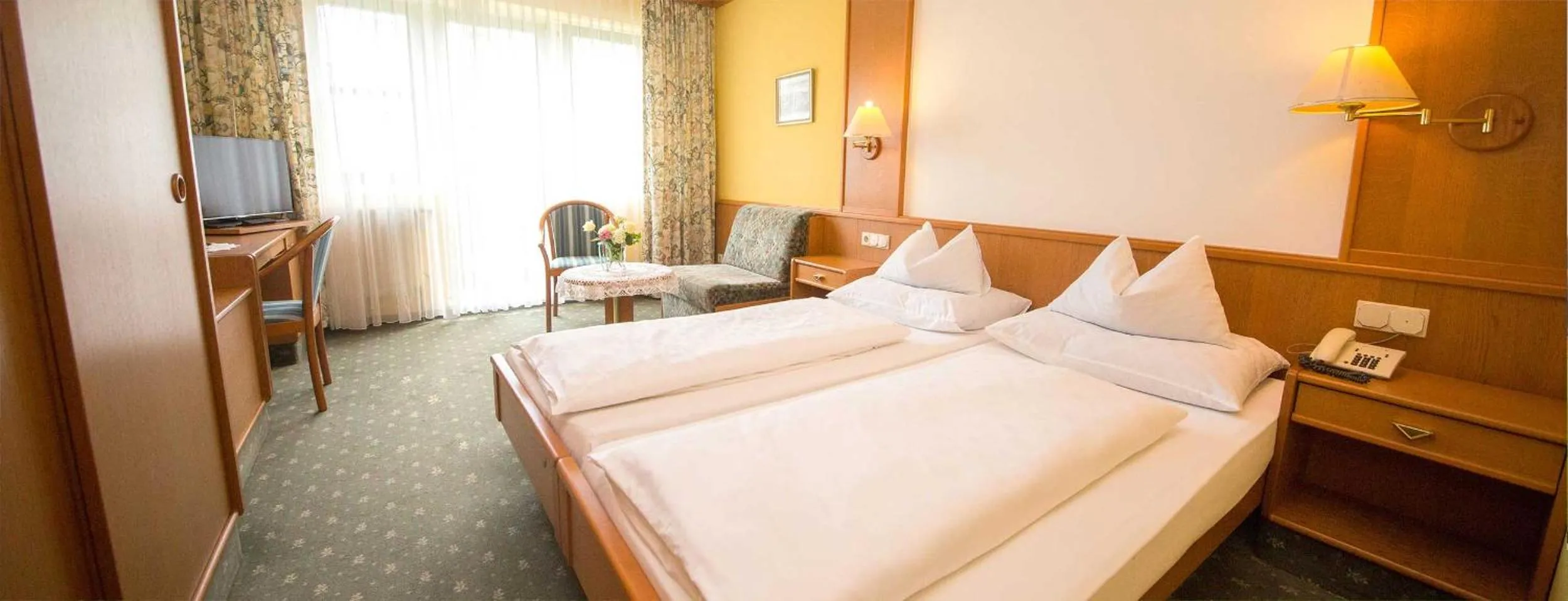 Bed in Garni Hotel Danja Herold e. U.