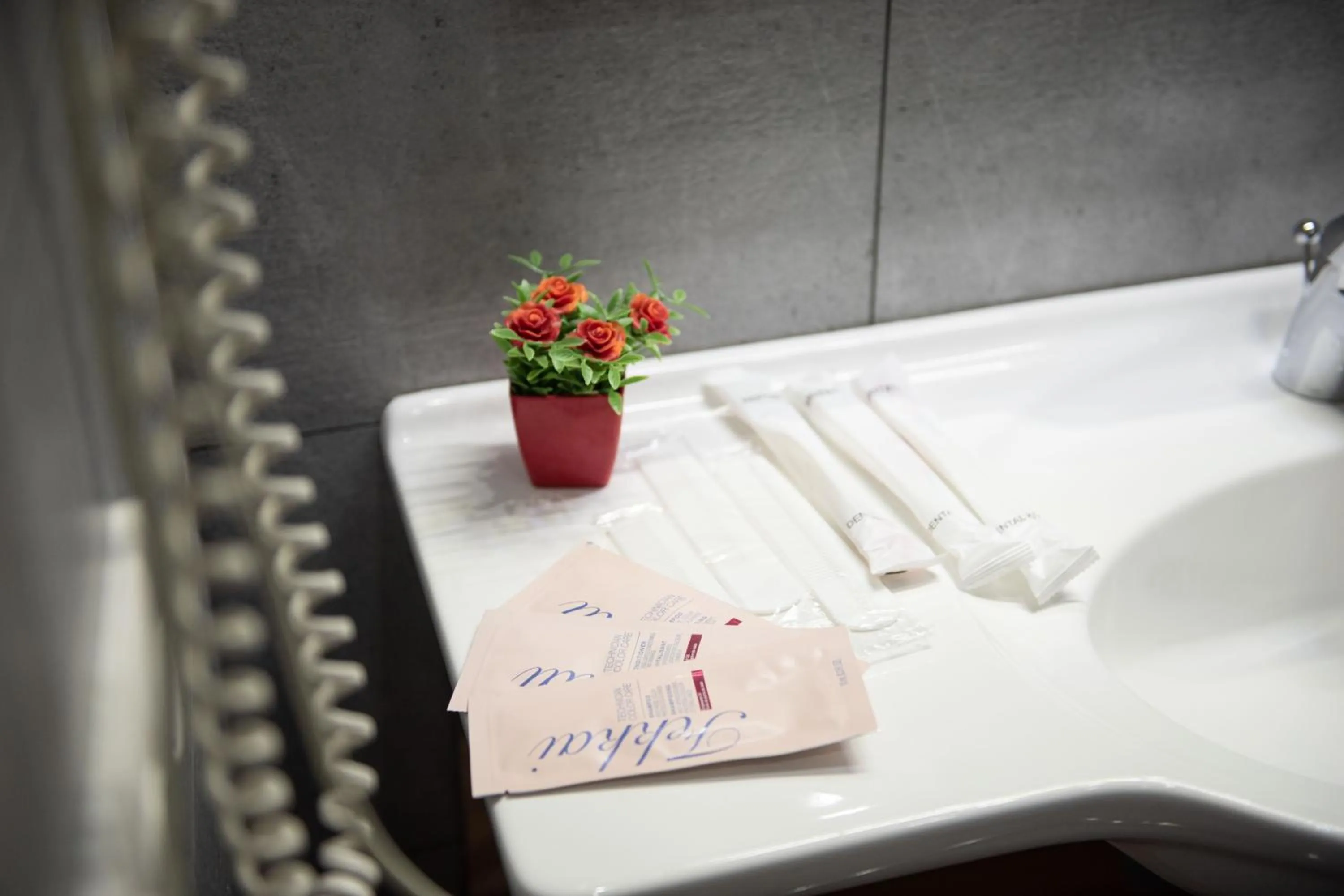 Bathroom in Kraveli Hotel