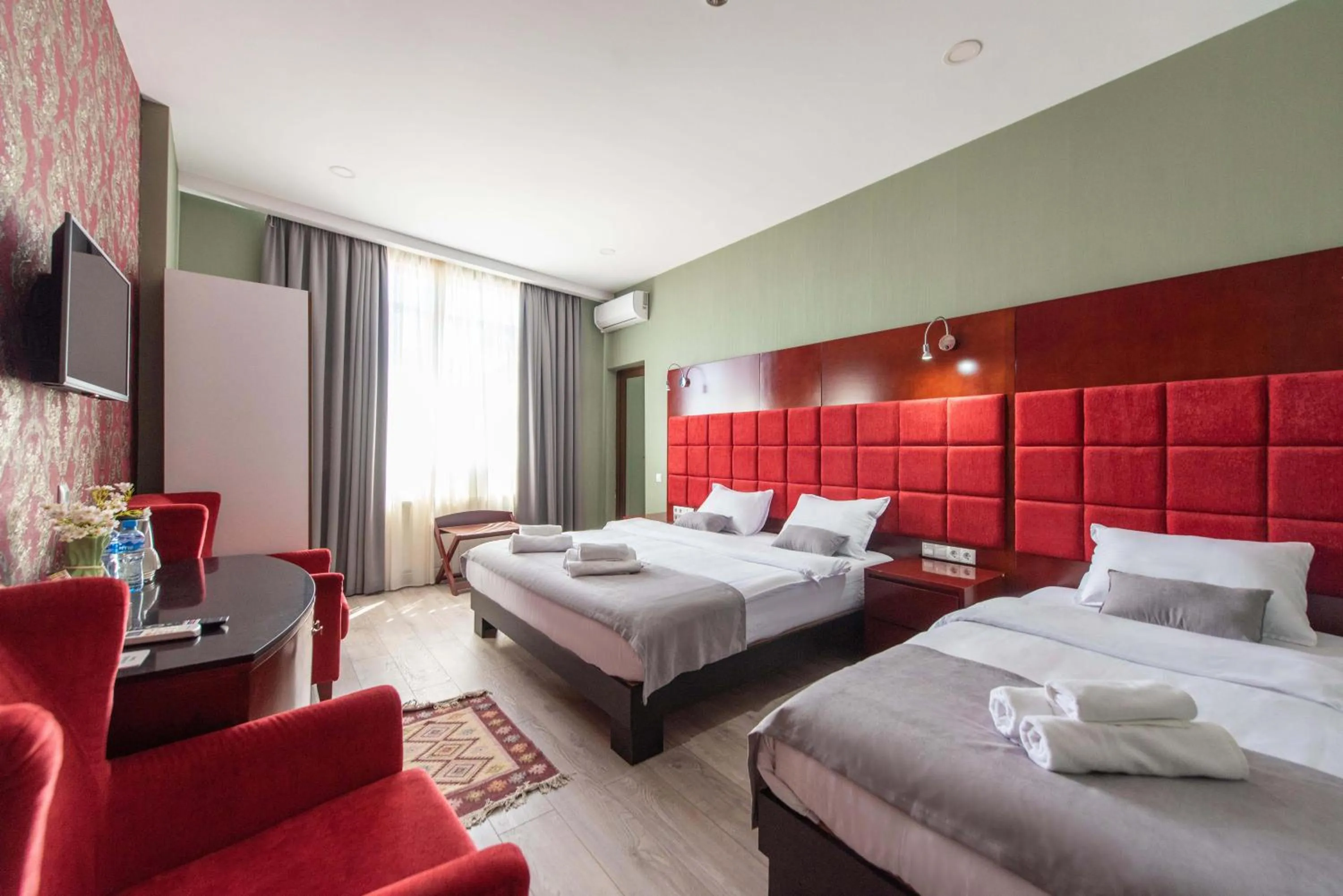 Bed in Kraveli Hotel