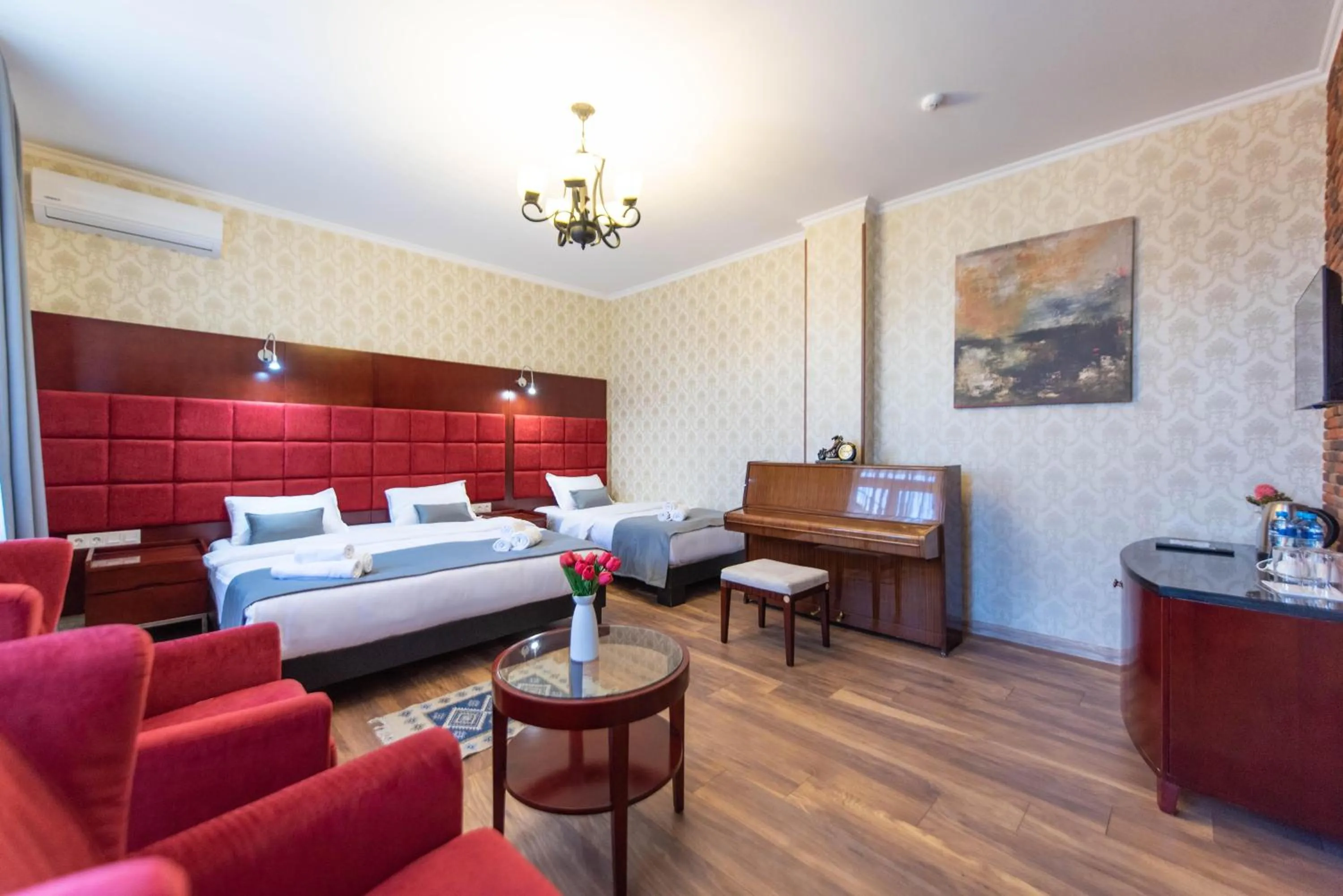 Bed in Kraveli Hotel