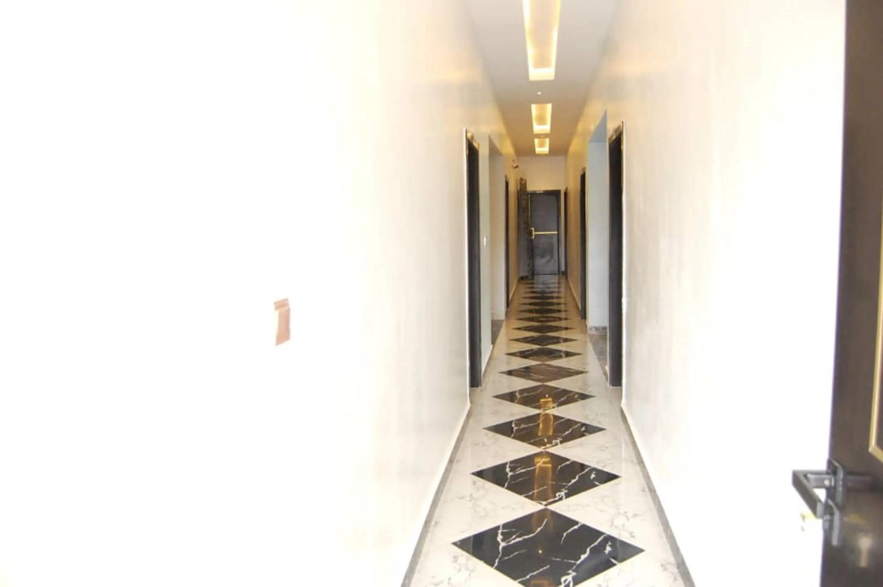 Facade/entrance in STARSAPPHIRE LUXURY HOTELS LTD