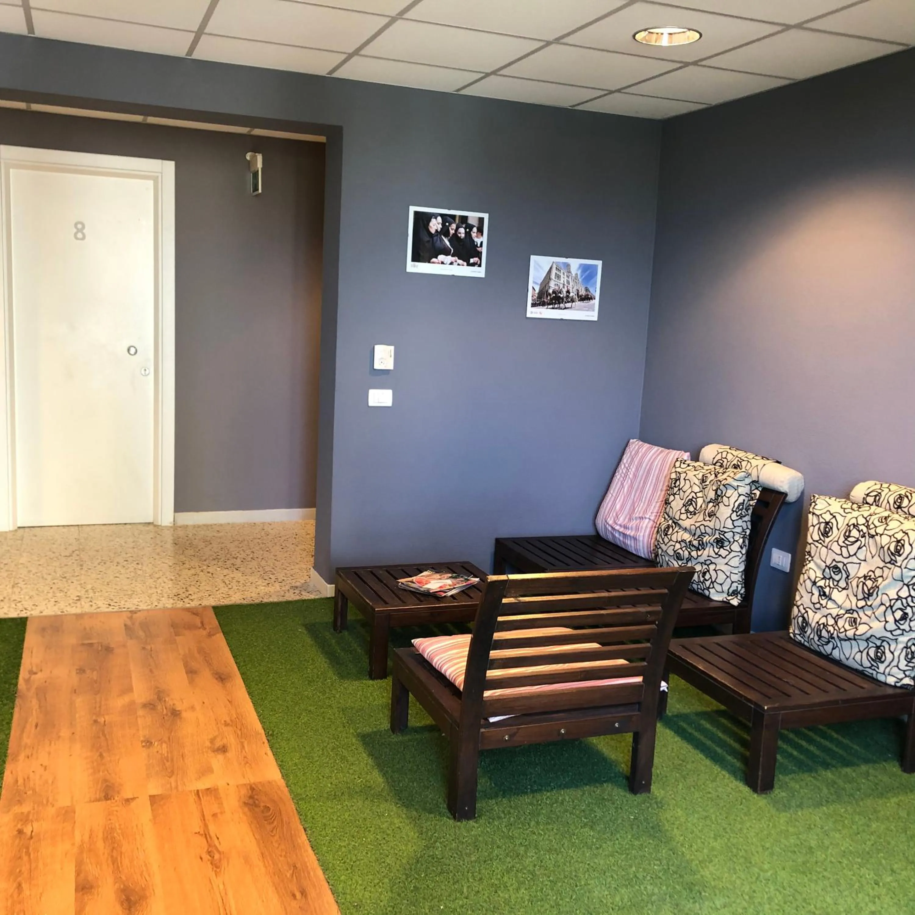 Area and facilities in Glemerald Hostel