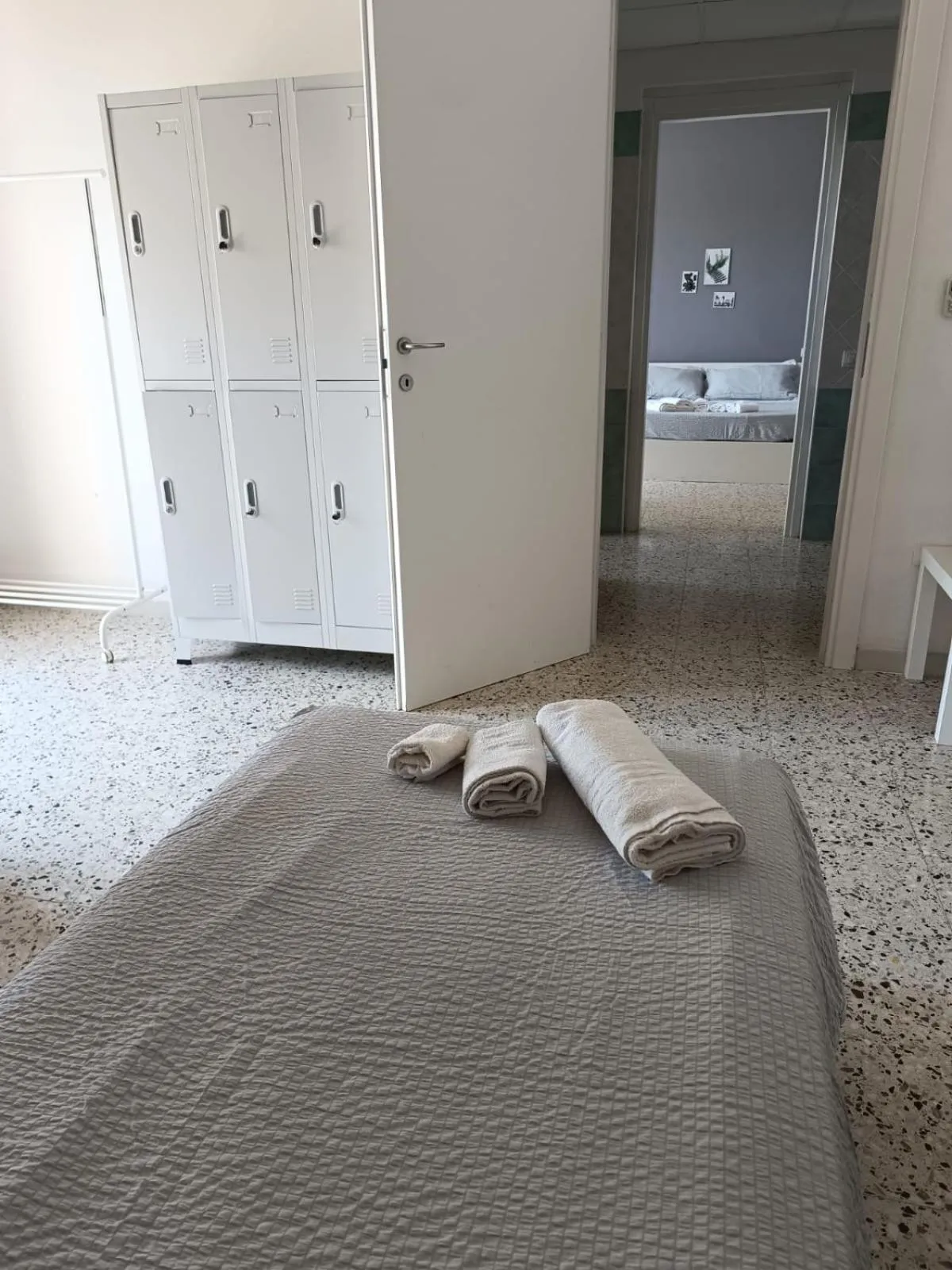 Photo of the whole room, Bed in Glemerald Hostel