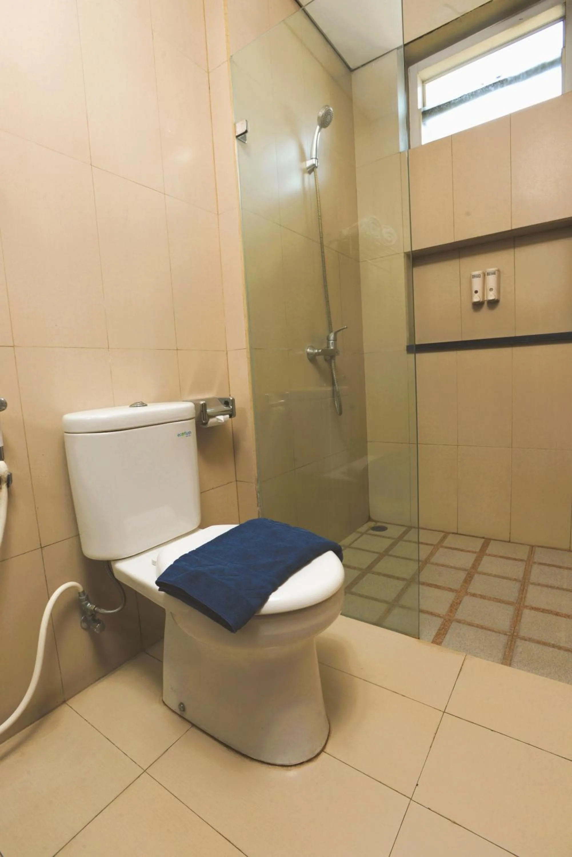 Bathroom in Hotel Dafam Rio