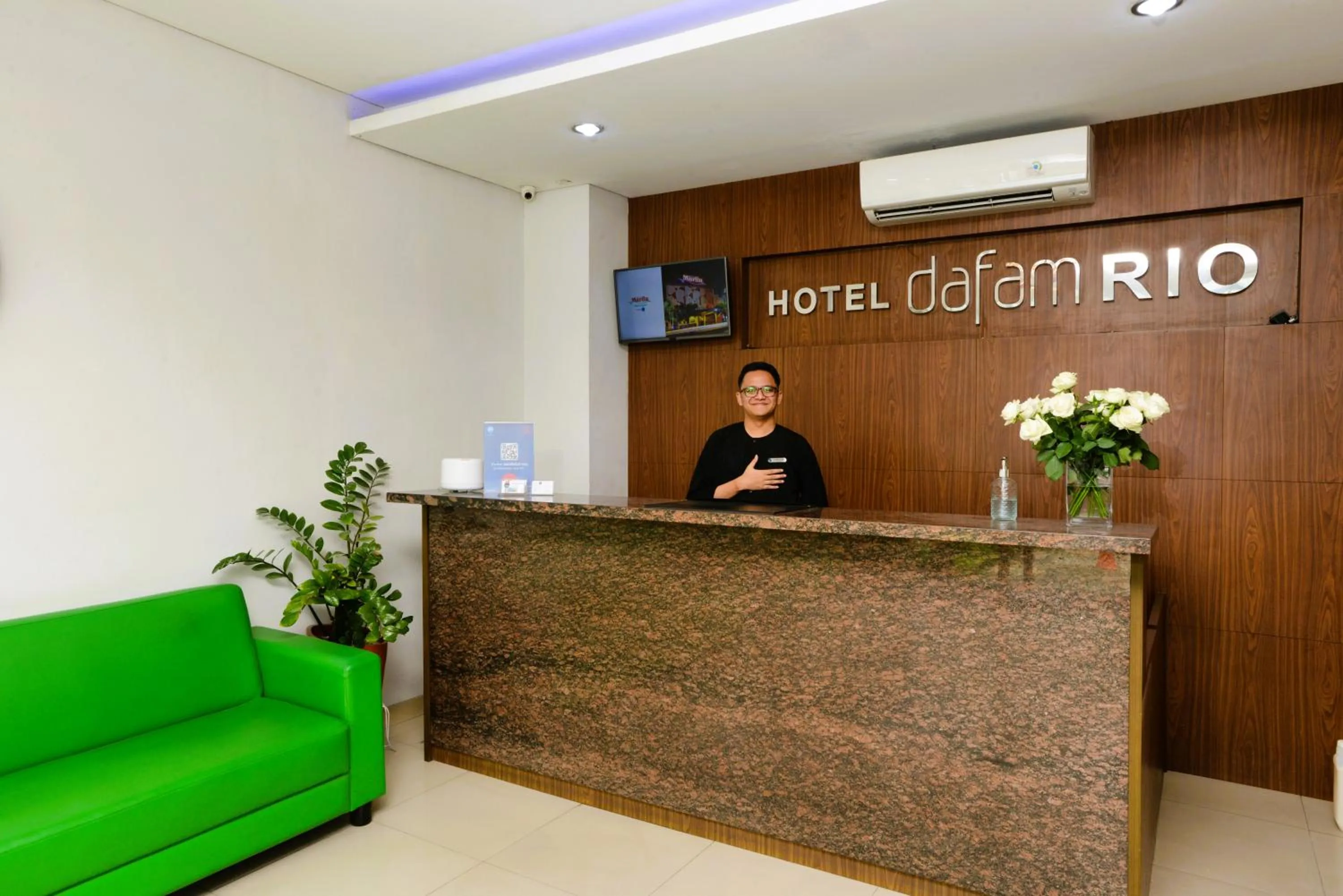 Lobby or reception in Hotel Dafam Rio