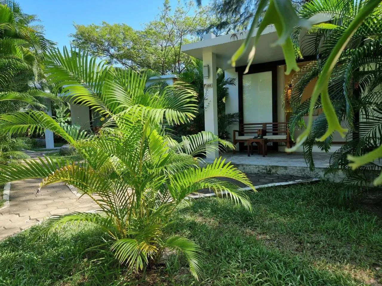 Property building in Sahaa Beach Resort