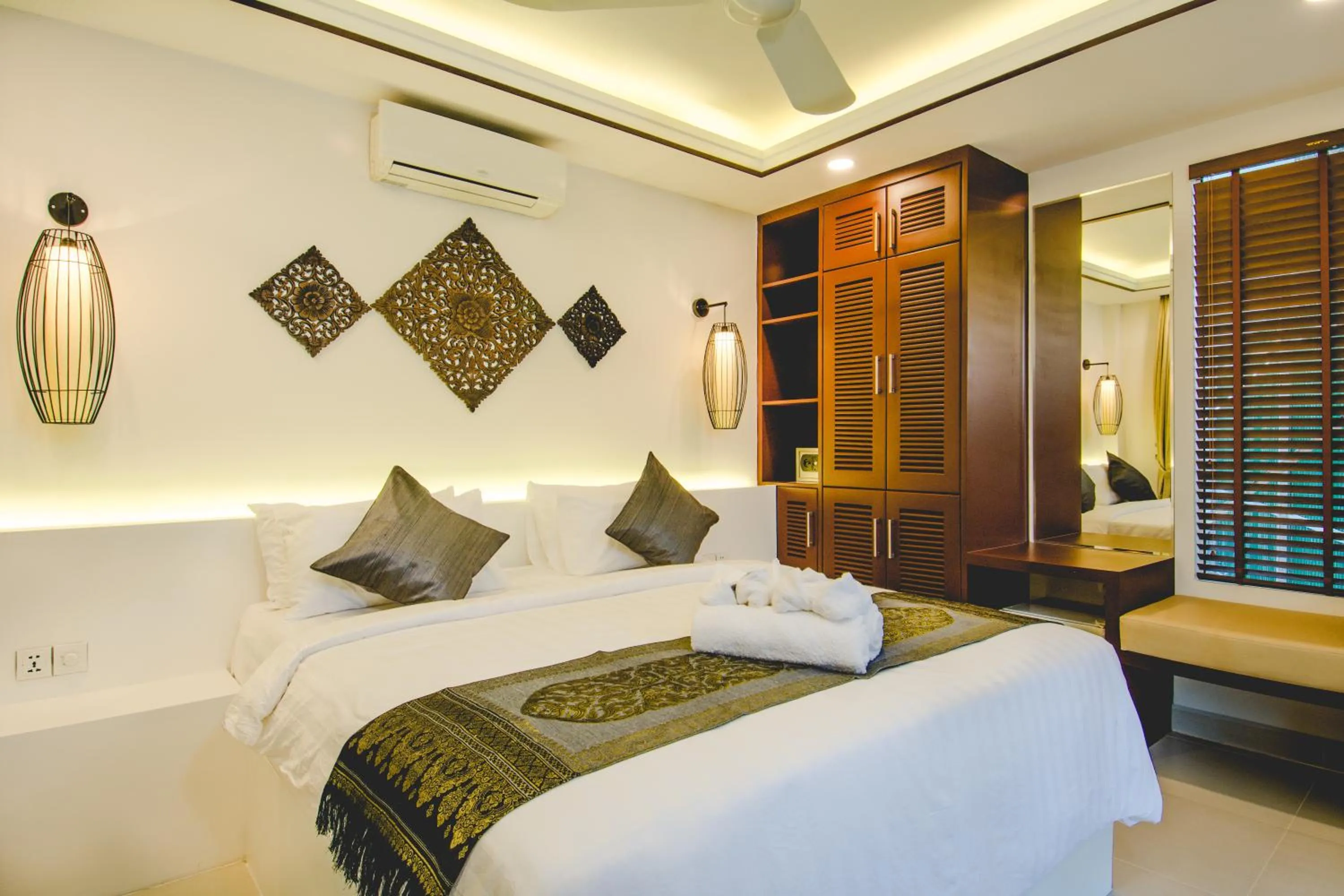 Bedroom, Bed in Sahaa Beach Resort