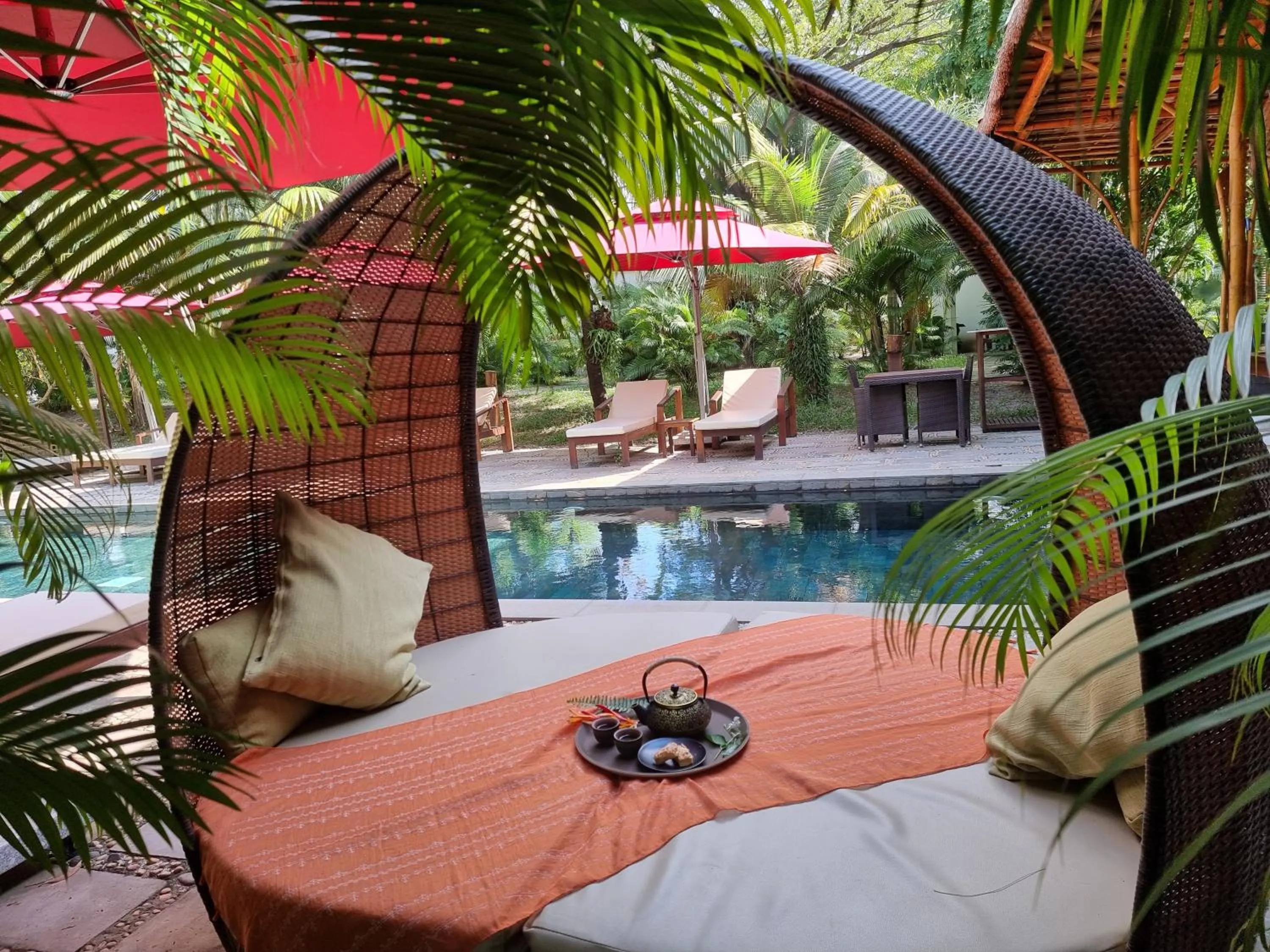 Swimming pool in Sahaa Beach Resort