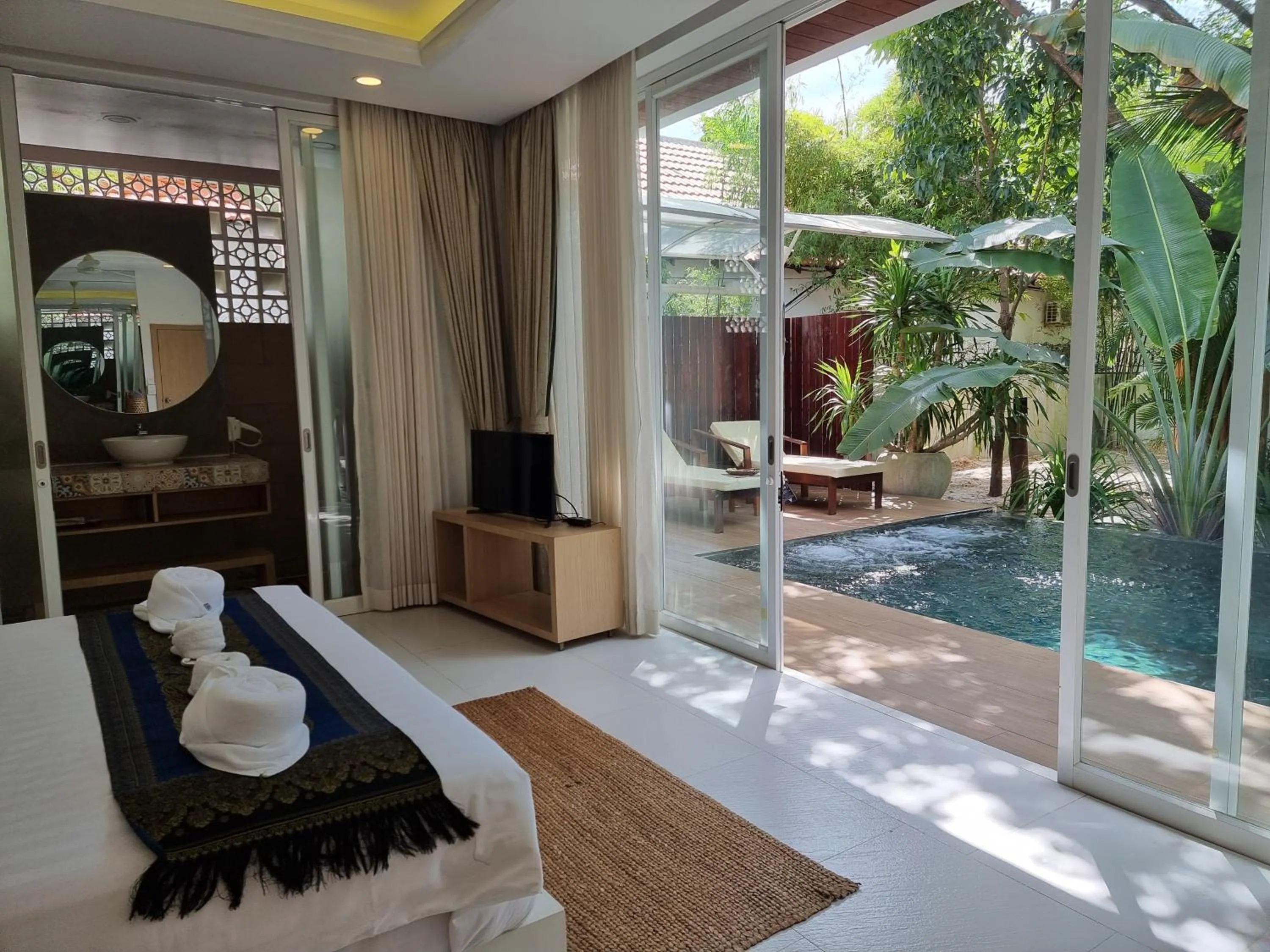 Pool view in Sahaa Beach Resort