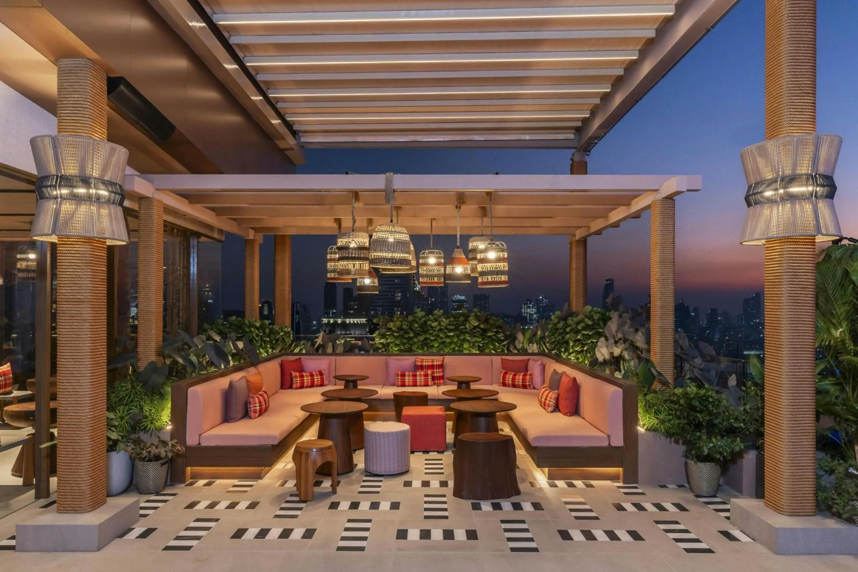 Lounge or bar in Moxy Bangkok Ratchaprasong