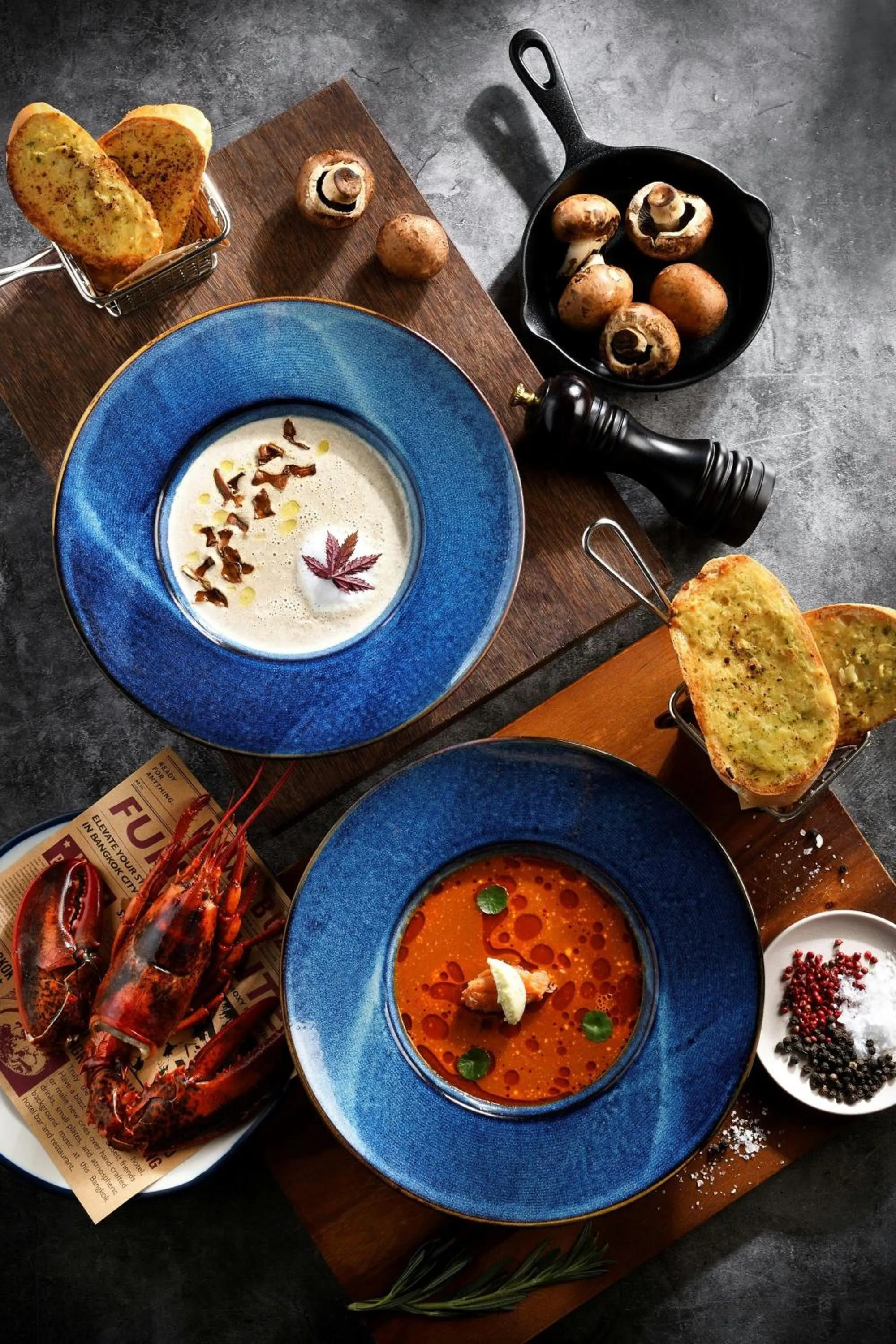 Lounge or bar in Moxy Bangkok Ratchaprasong