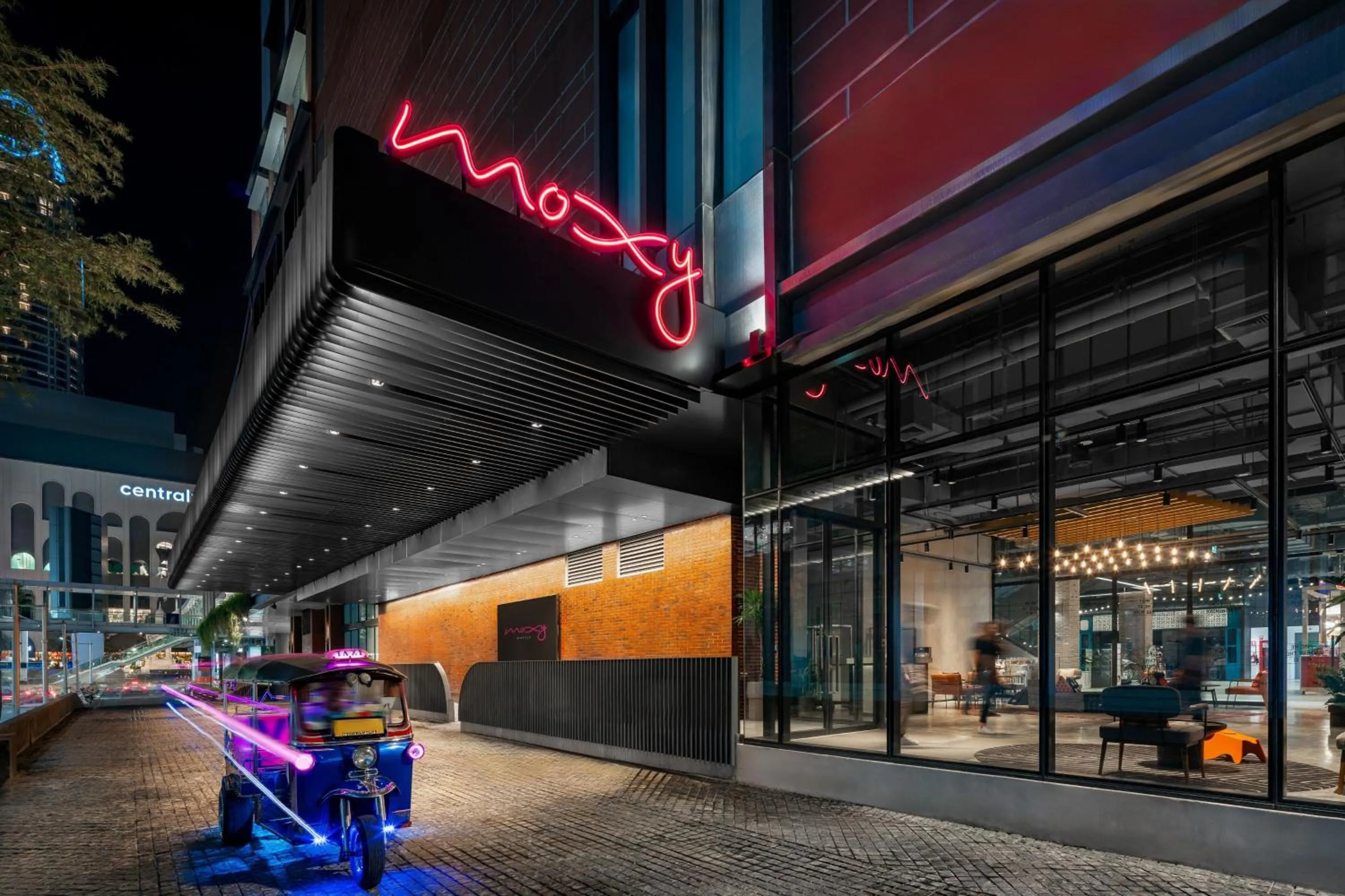 Property building in Moxy Bangkok Ratchaprasong