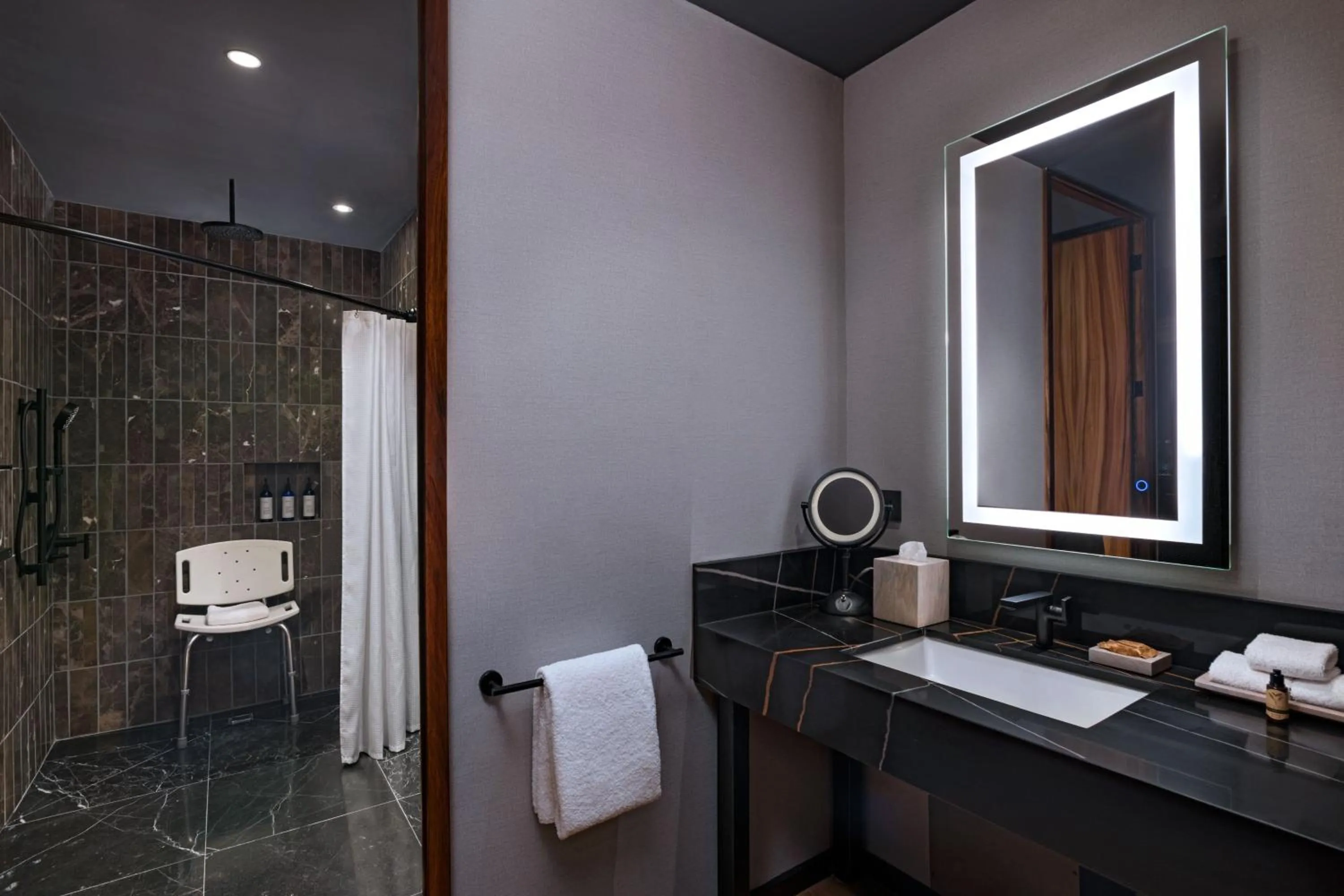 Bathroom in Vetta, Distrito Uno, Autograph Collection