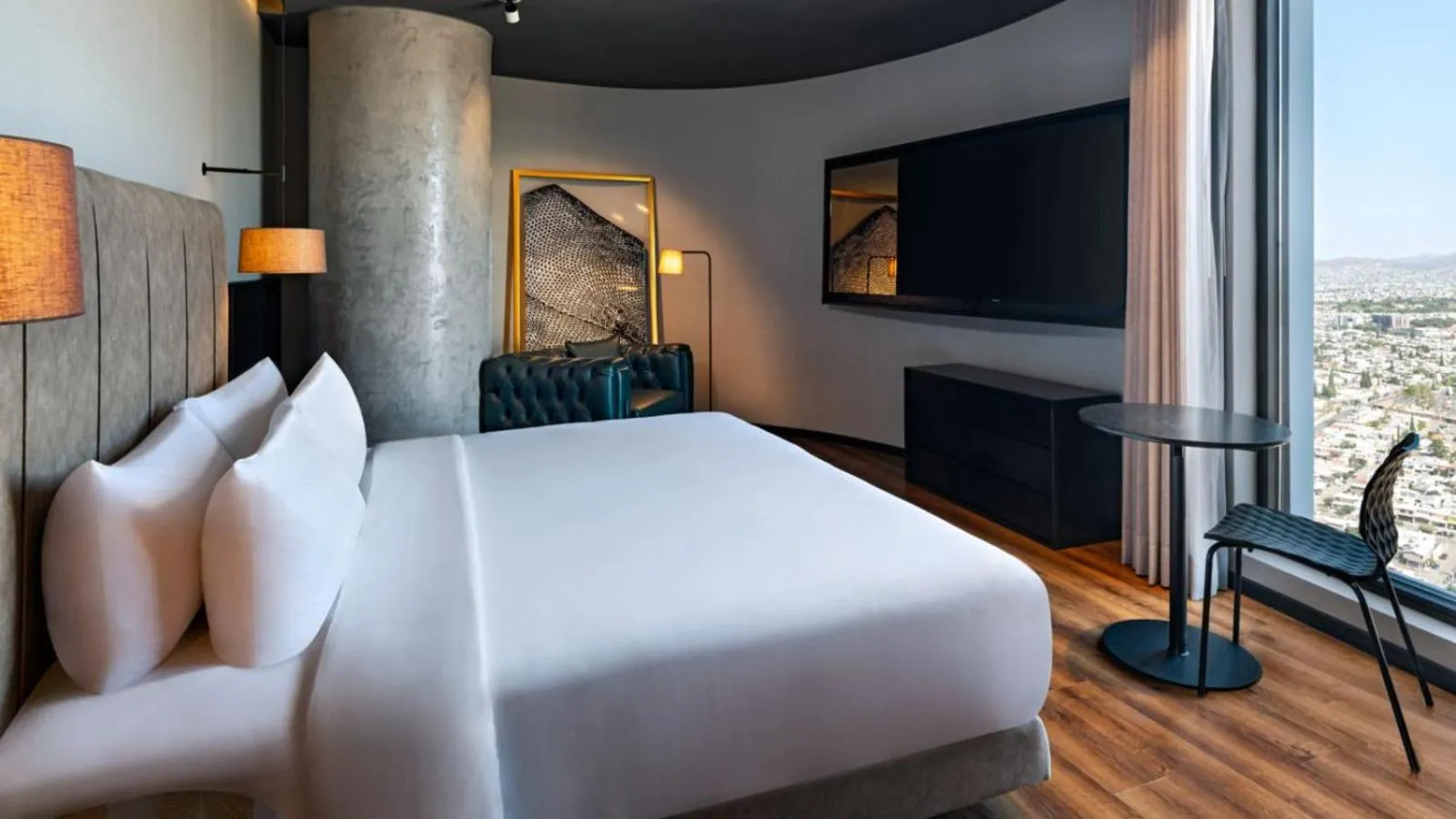 Photo of the whole room, Bed in Vetta, Distrito Uno, Autograph Collection