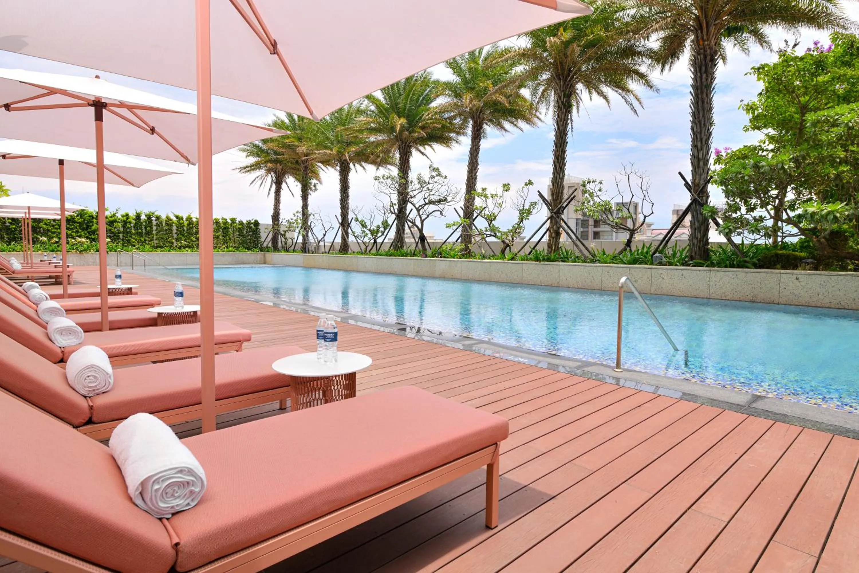 Swimming pool in Le Meridien Hualien Resort