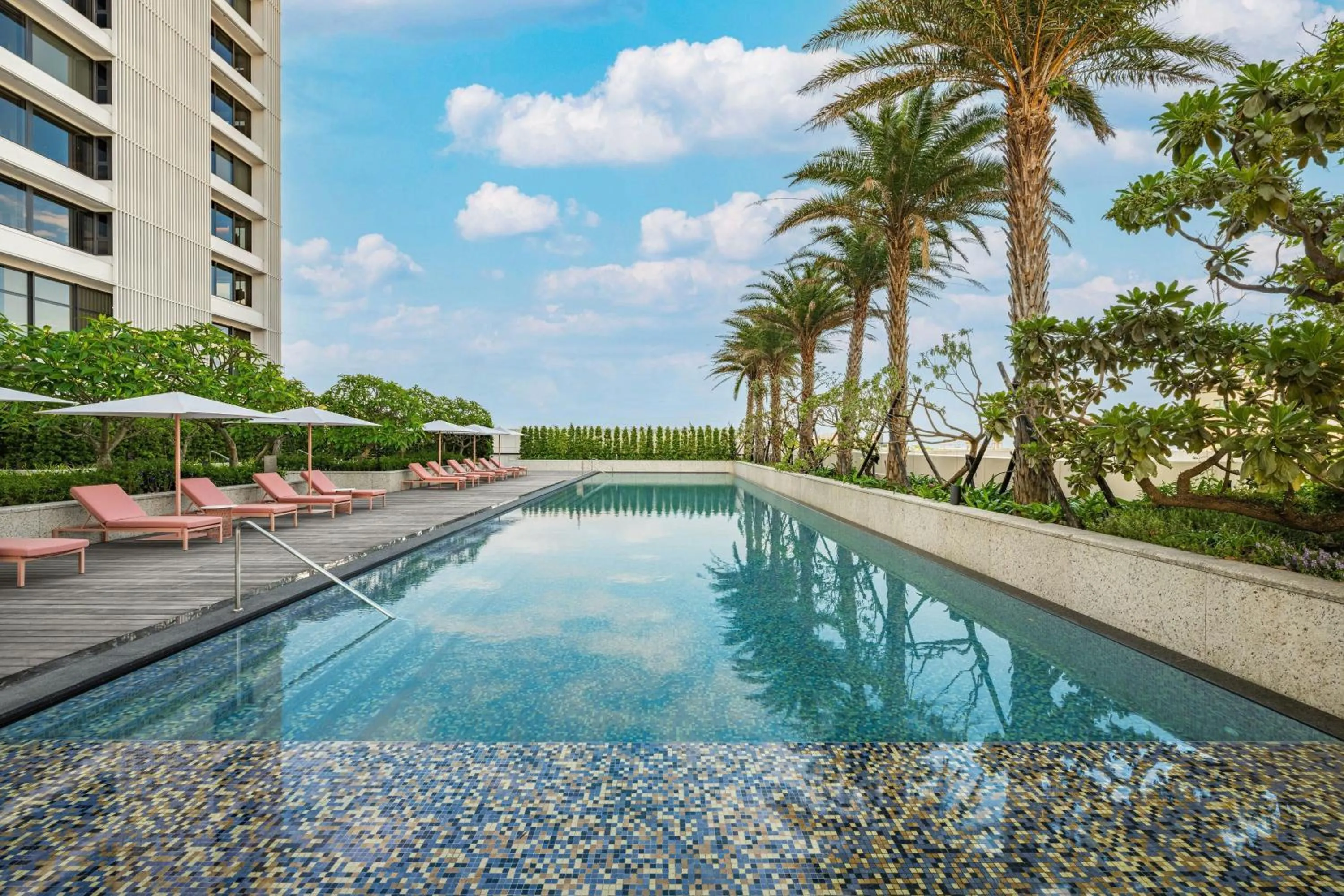 Swimming pool in Le Meridien Hualien Resort
