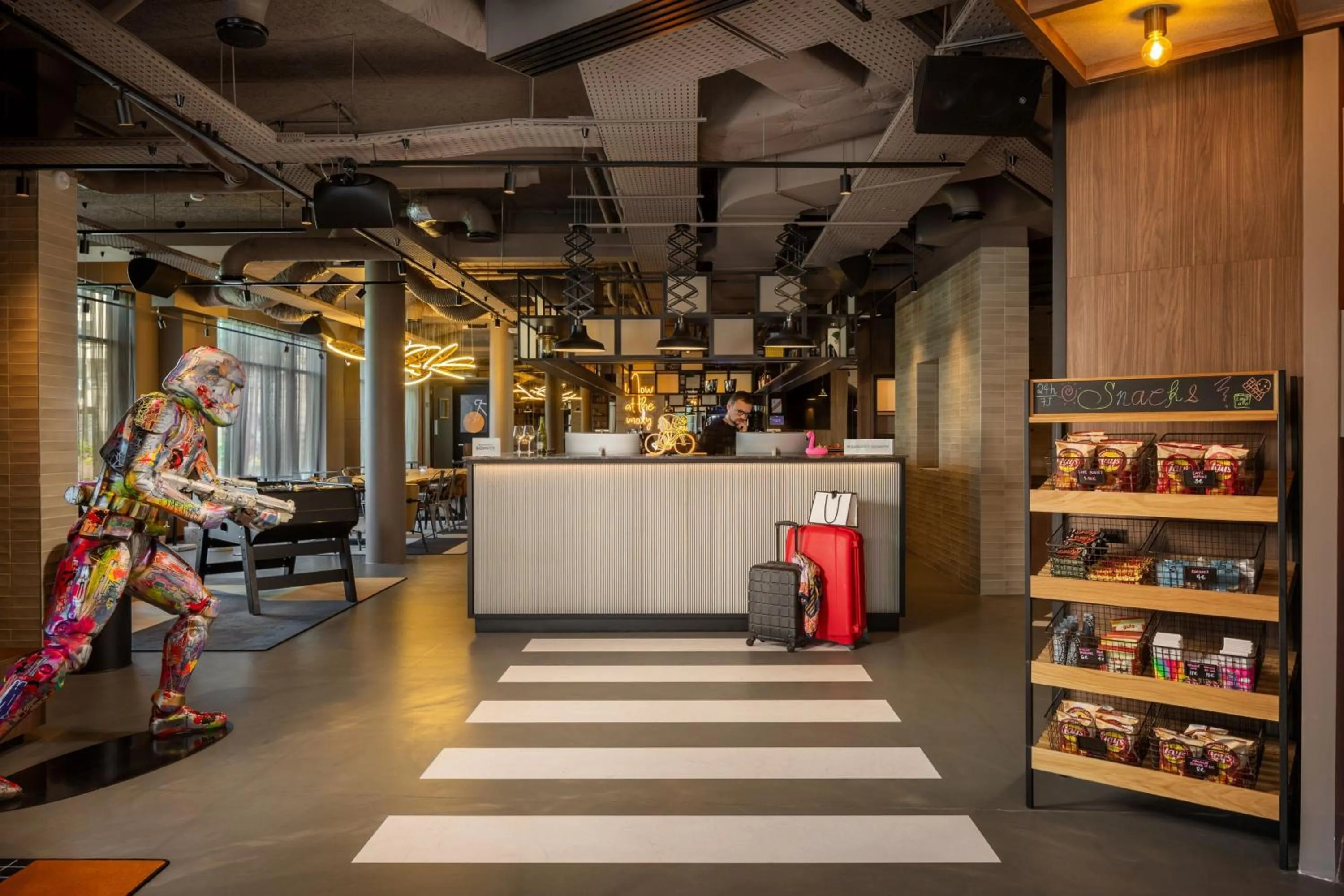 Lobby or reception in Moxy Paris Clamart