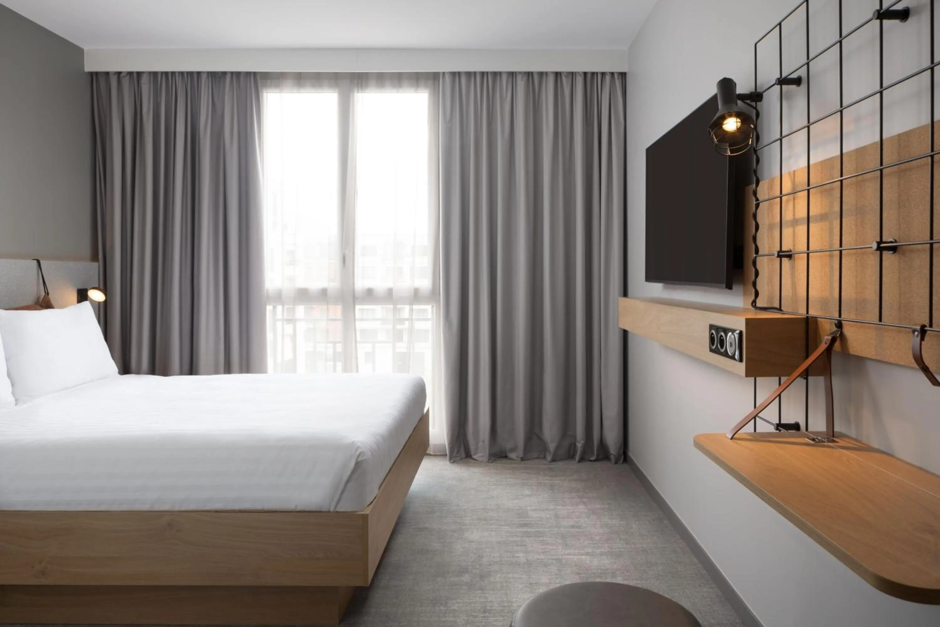 Photo of the whole room, Bed in Moxy Paris Clamart