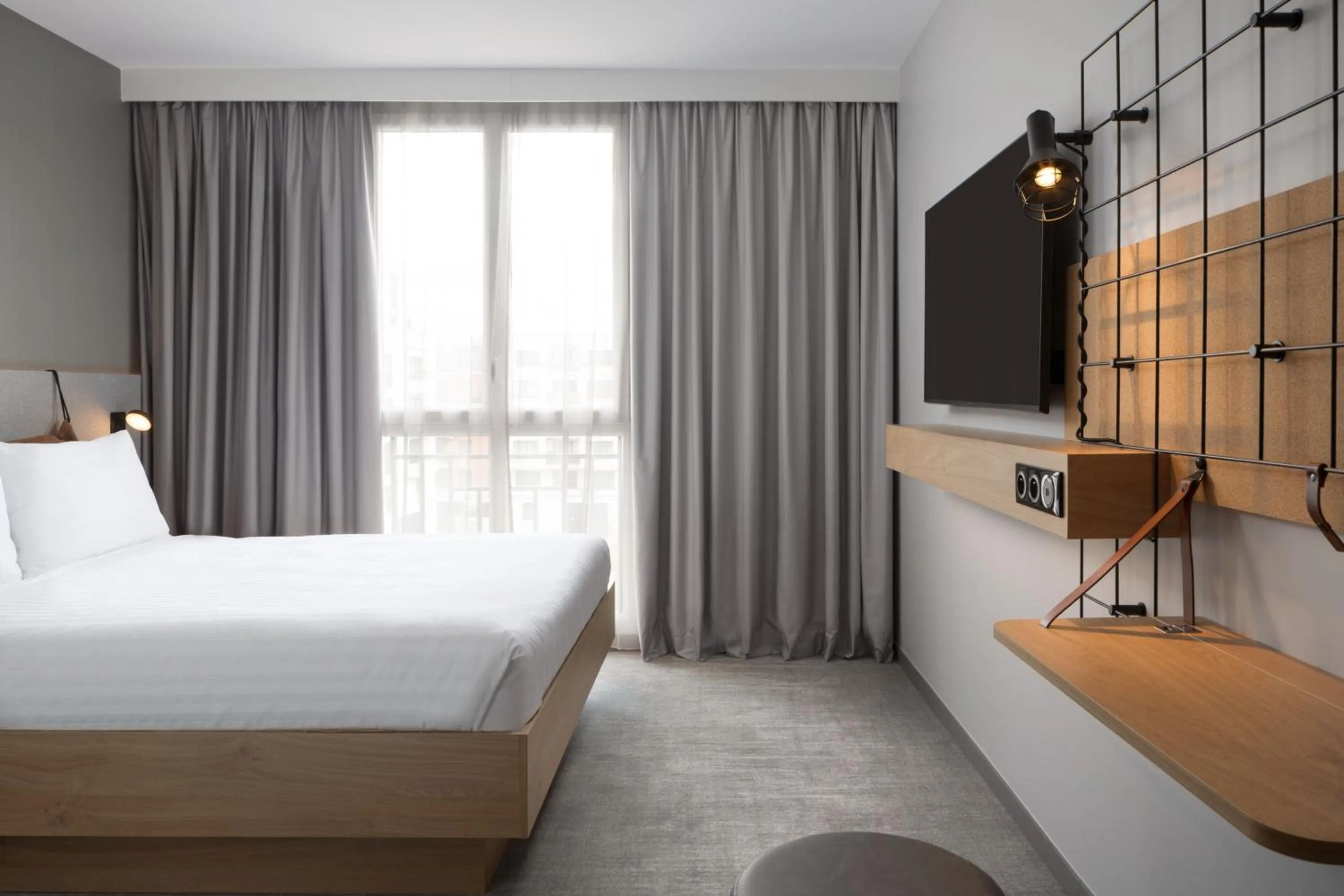 Photo of the whole room, Bed in Moxy Paris Clamart