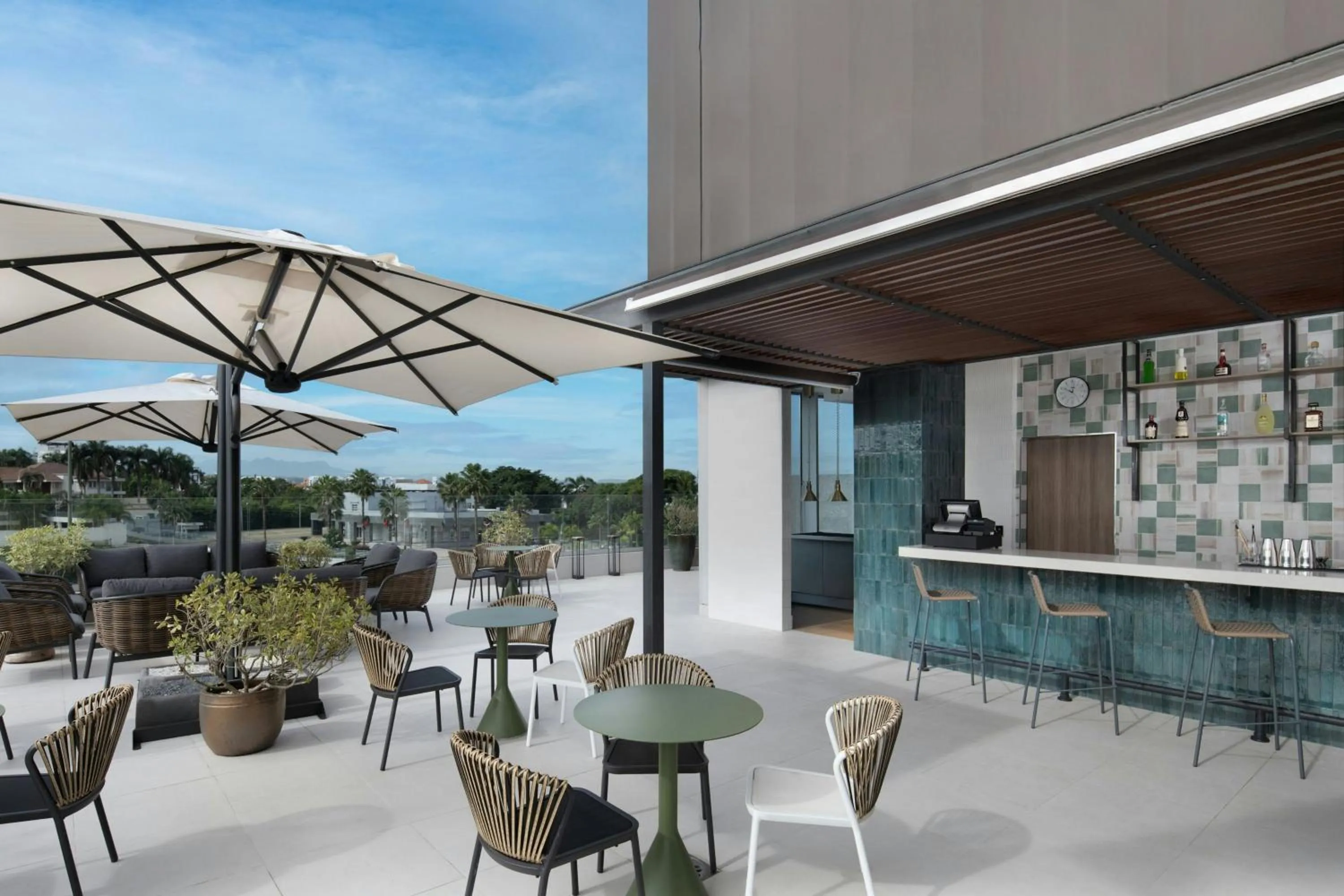 Swimming pool in Residence Inn by Marriott Santiago de los Caballeros