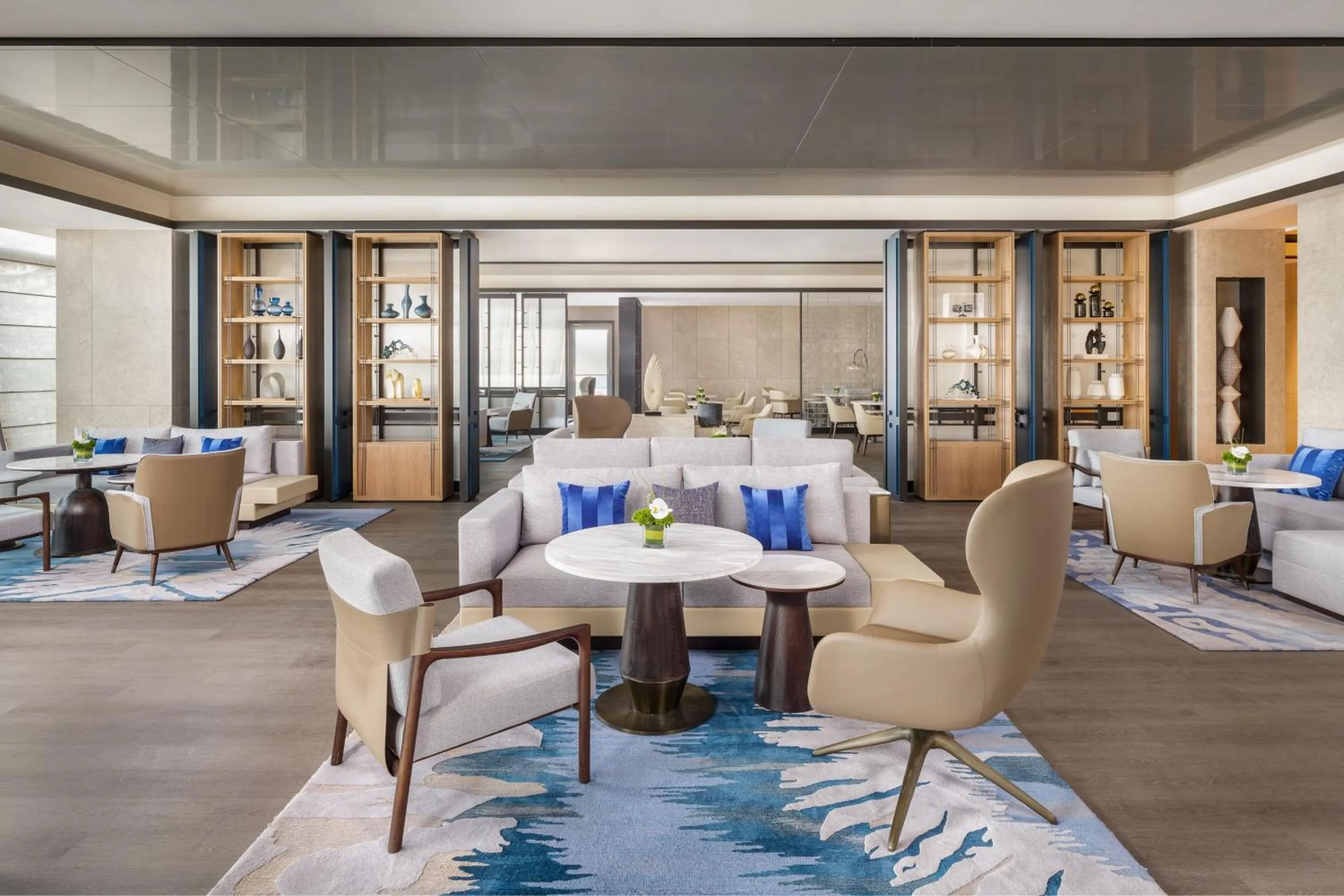 Lobby or reception in Qingdao Marriott Hotel Jiaozhou