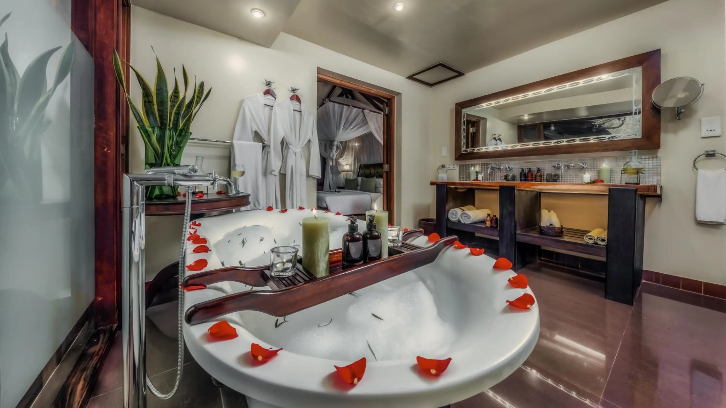 Bathroom in Elewana Arusha Coffee Lodge