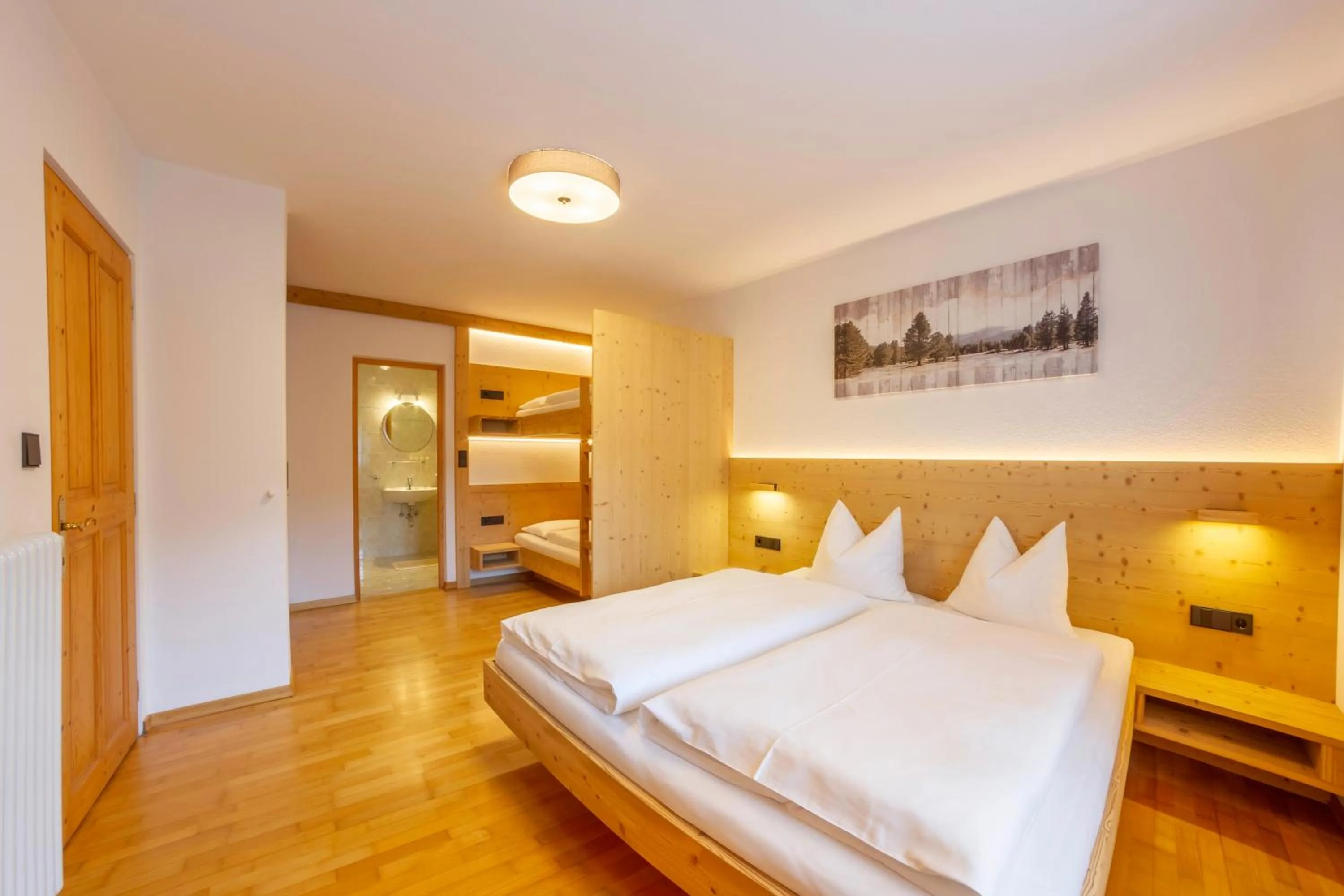 Bed in Hotel Garni Angerer