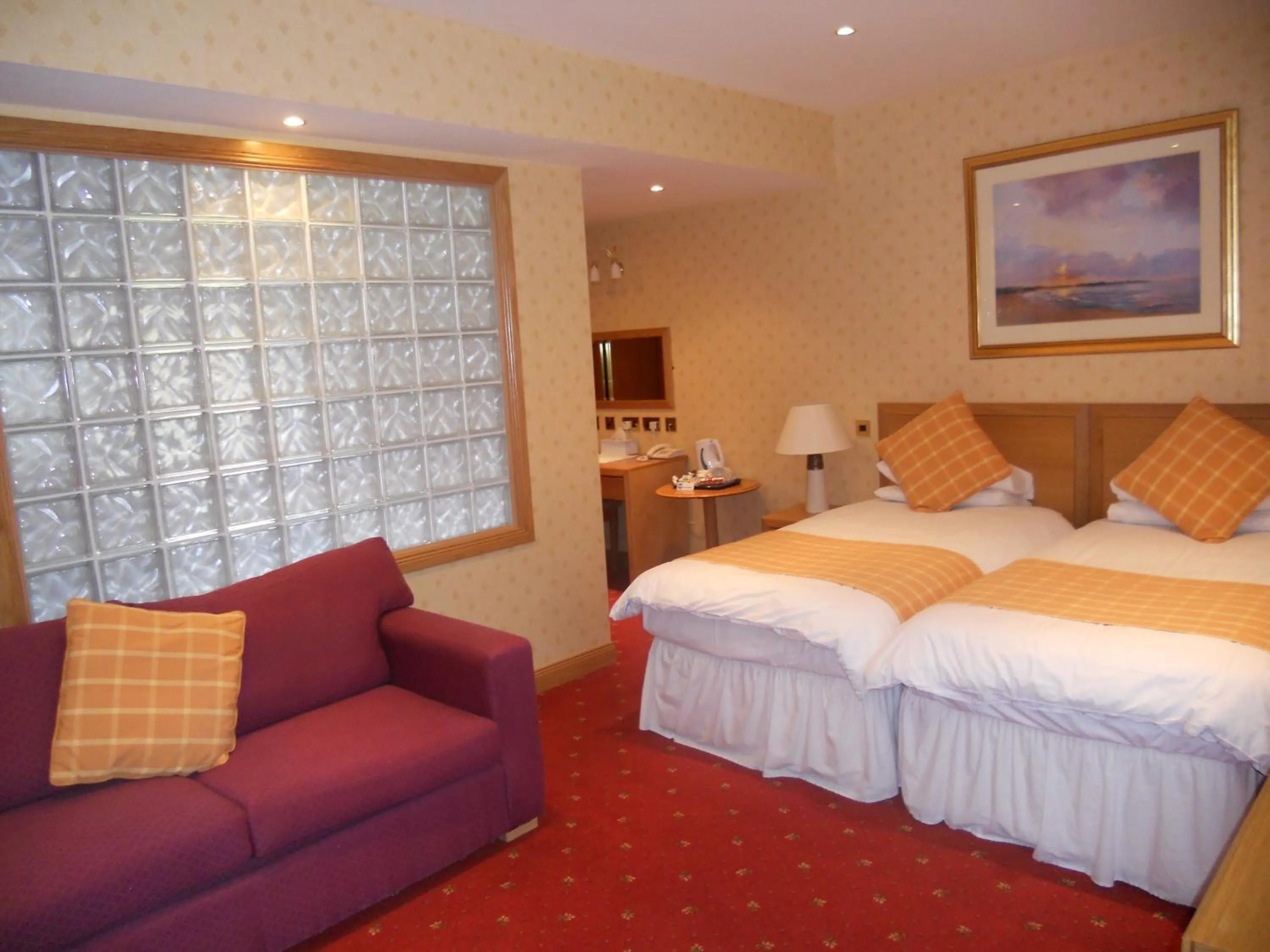 Photo of the whole room, Bed in Leapark Hotel