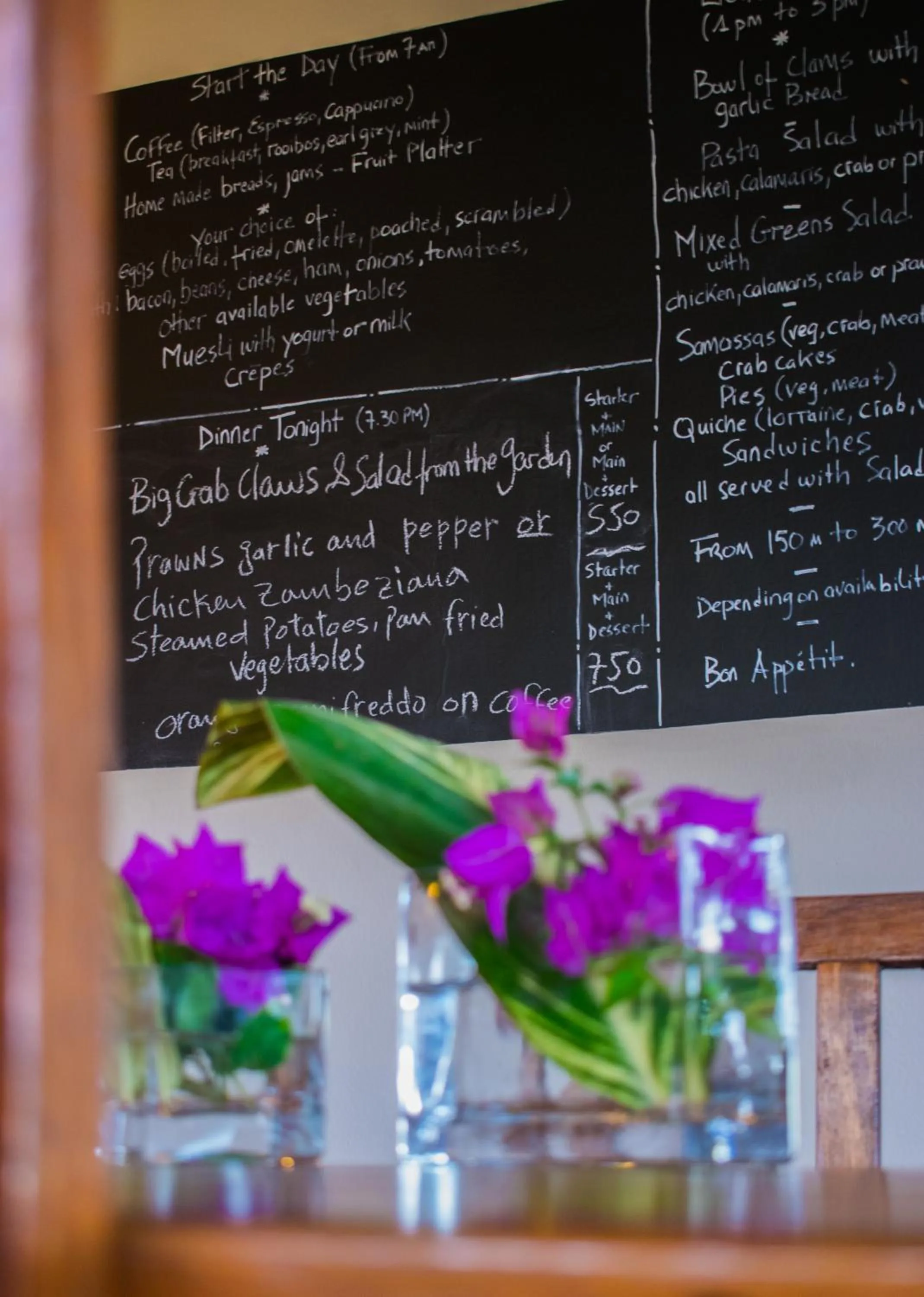 Restaurant/places to eat in Casa Babi