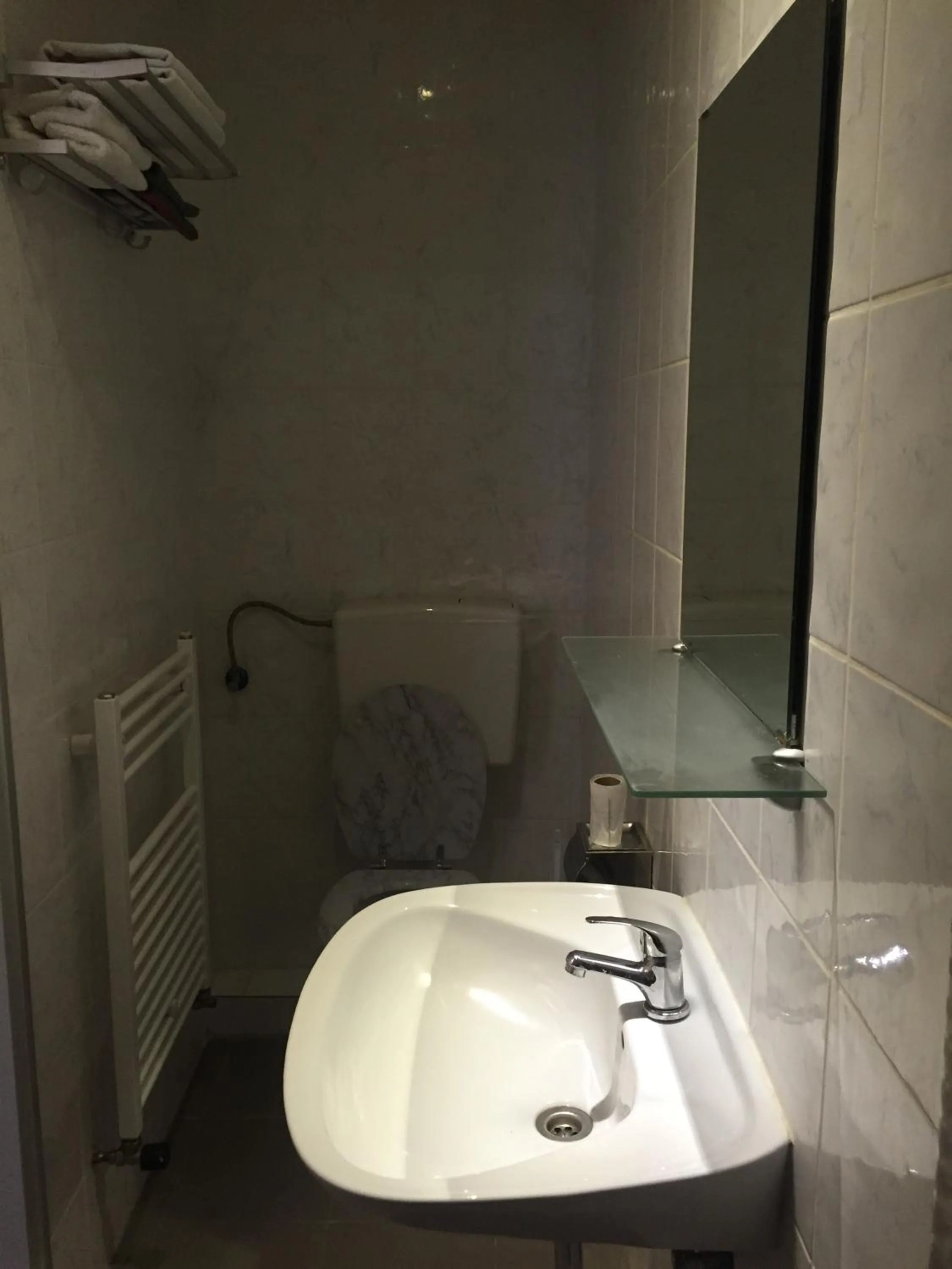 Bathroom in Cáfe 168