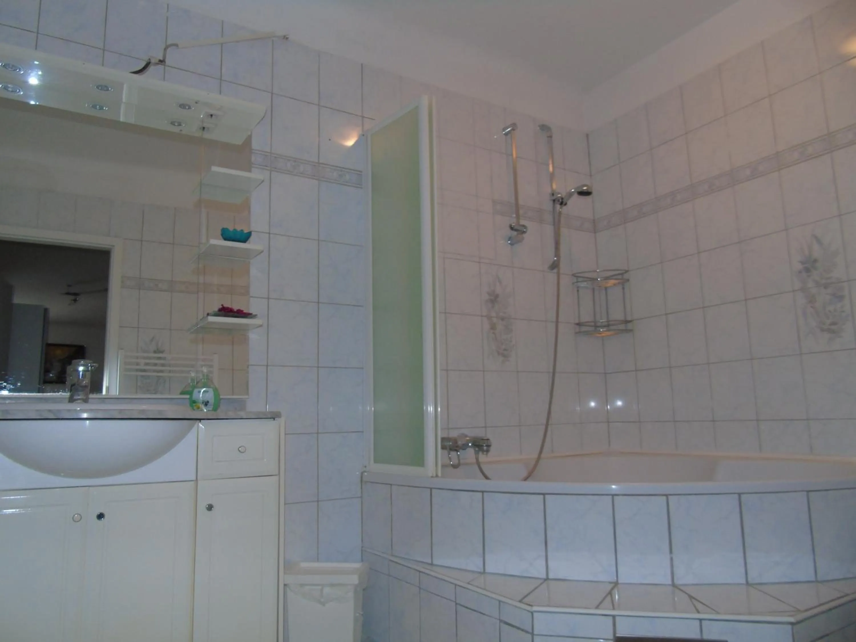 Bathroom in Cáfe 168