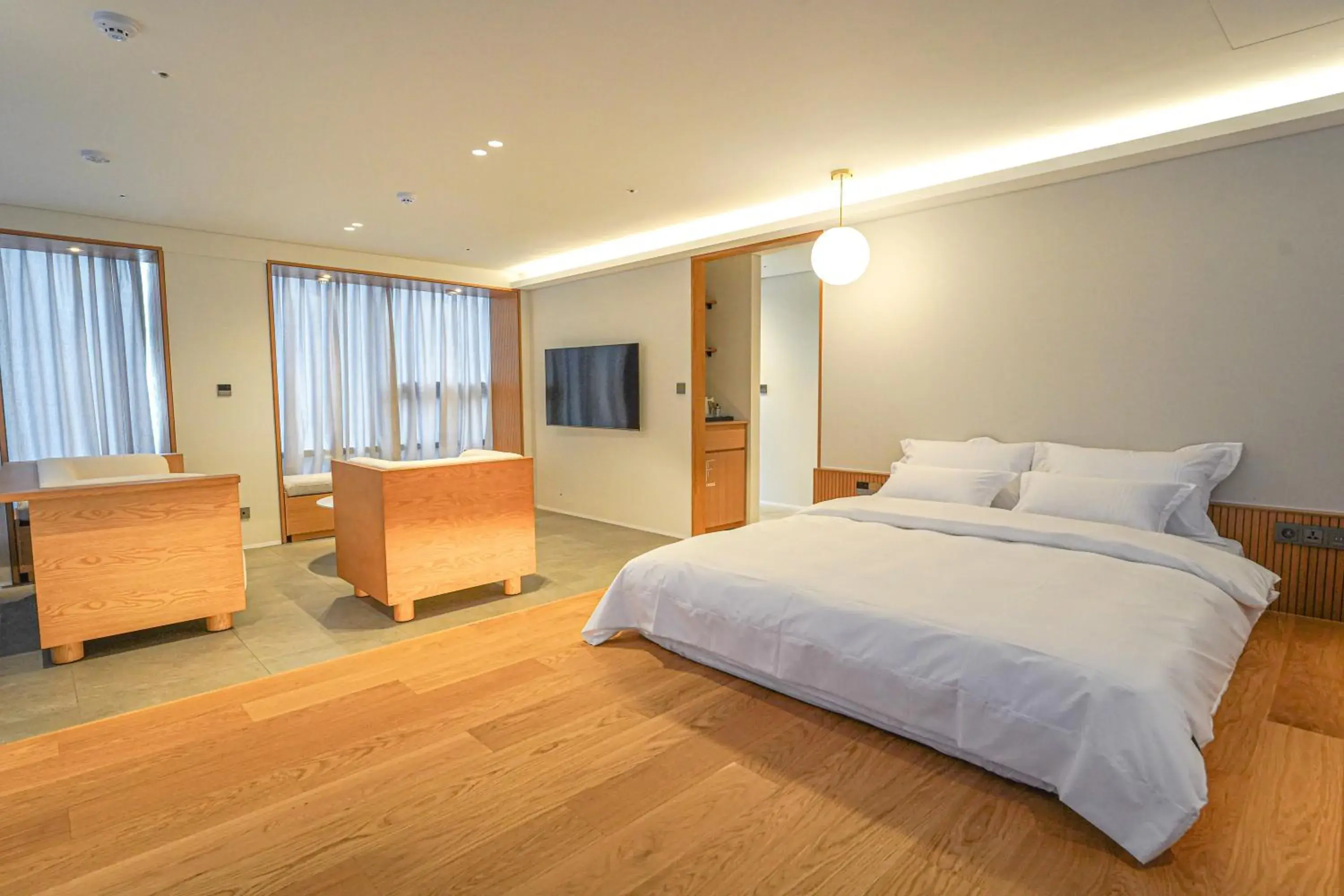 Suite in Hotel Ground27 Suite in Hotel Ground27