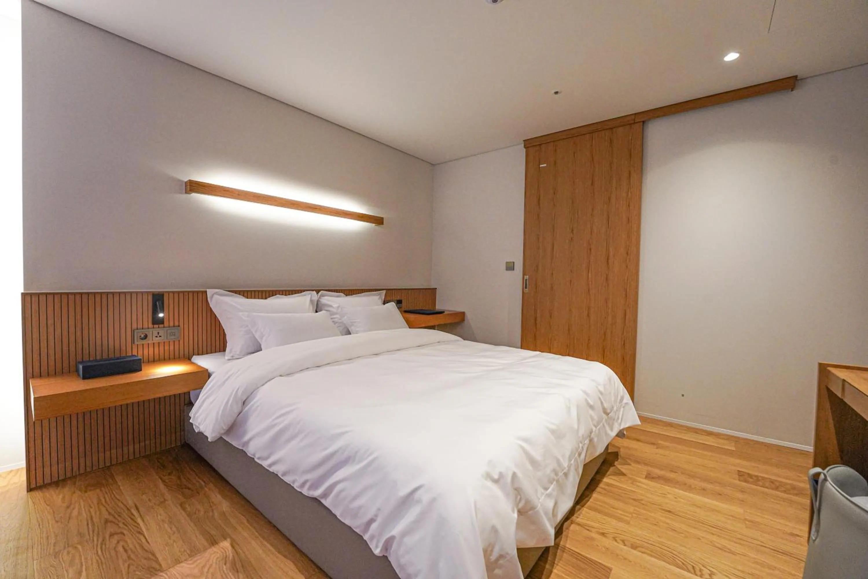 Bed in Hotel Ground27