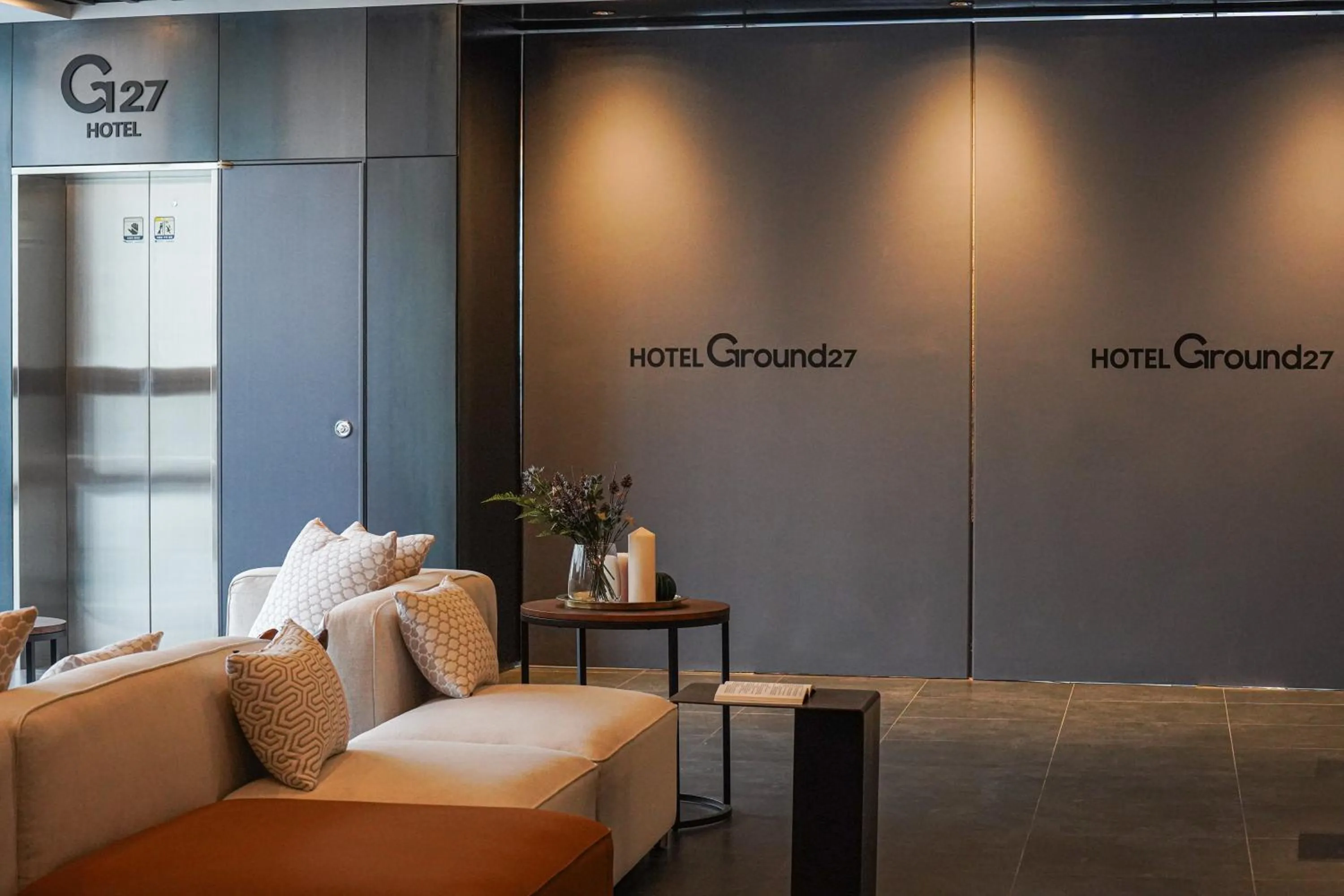 Lobby or reception in Hotel Ground27