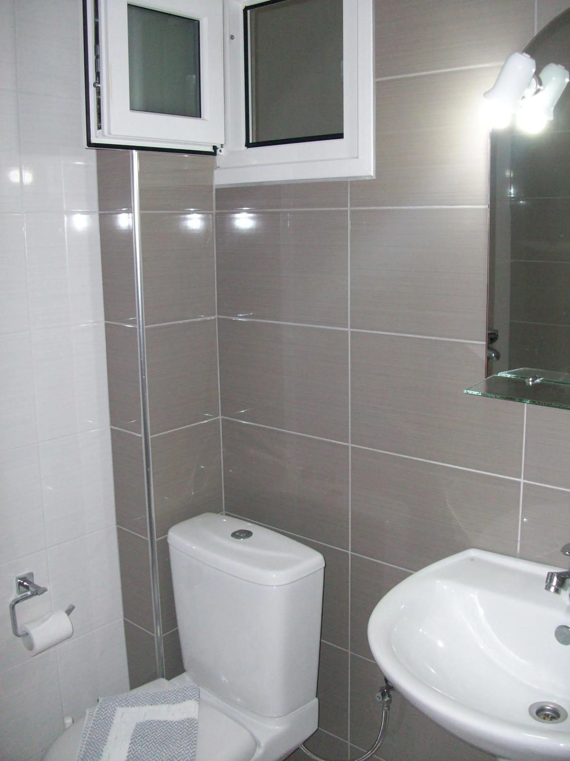 Mavridis Rooms