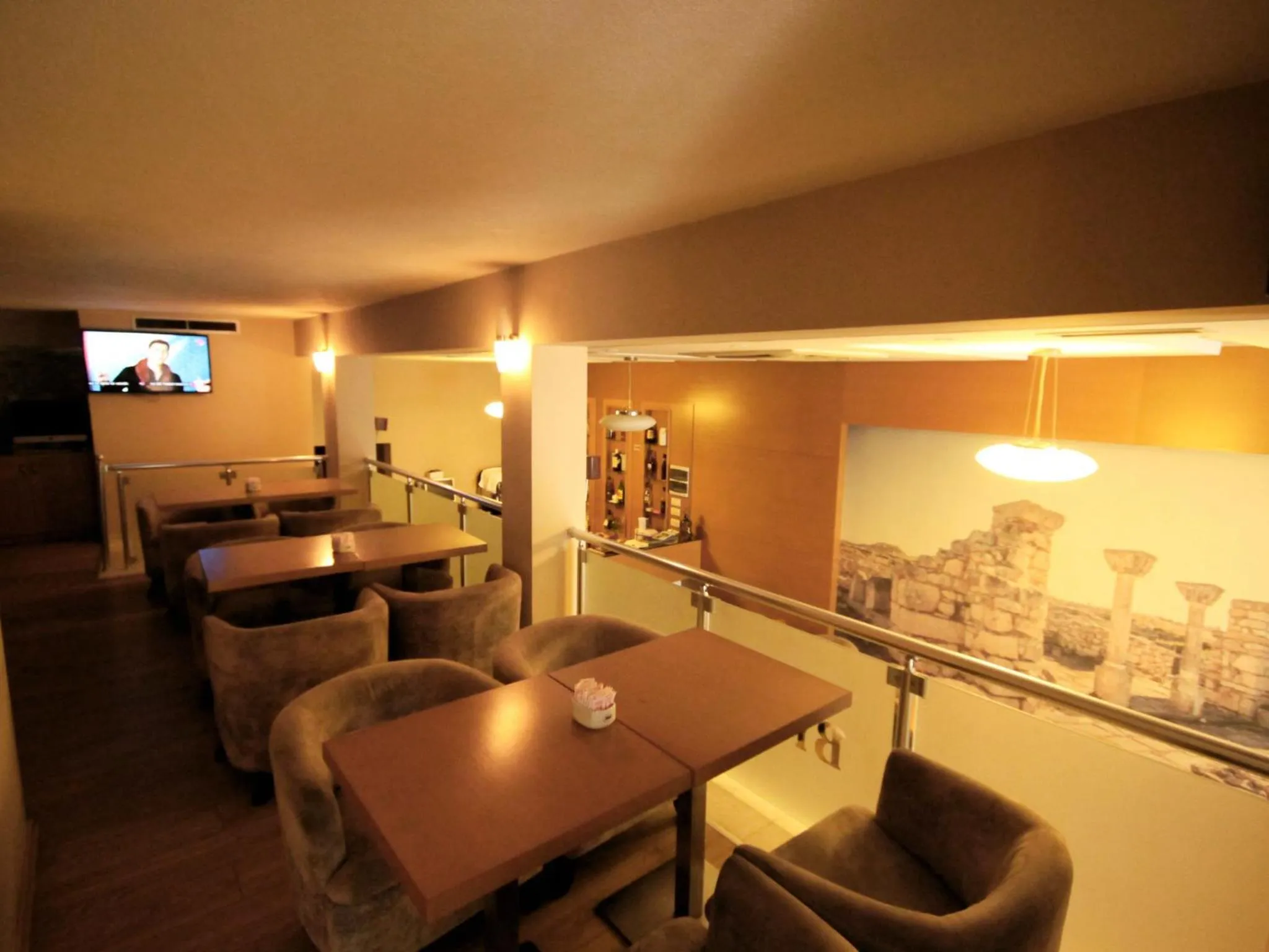 Seating area in Hotel Bylis