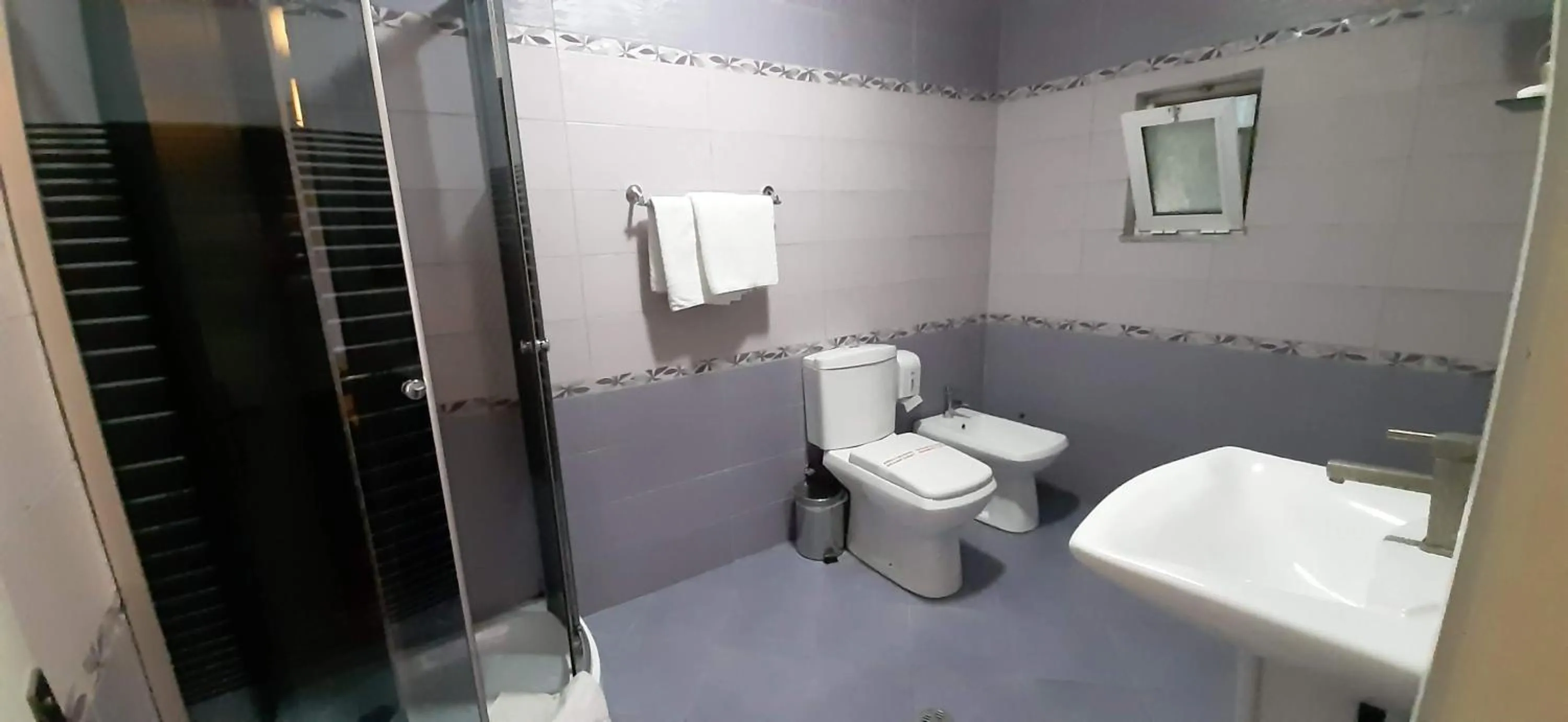 Bathroom in Hotel Bylis